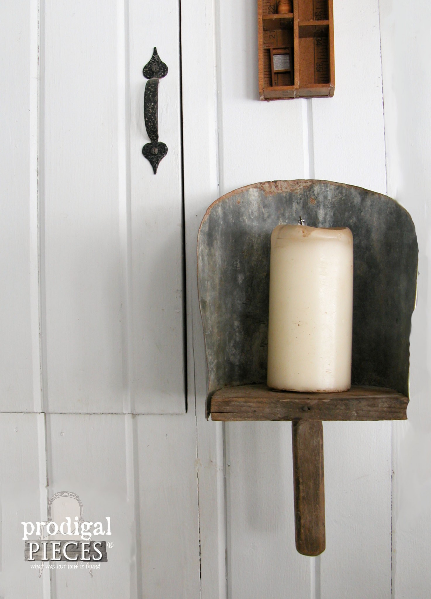 Repurposed Farmhouse Feed Scoop Candle Sconce by Prodigal Pieces | www.prodigalpieces.com