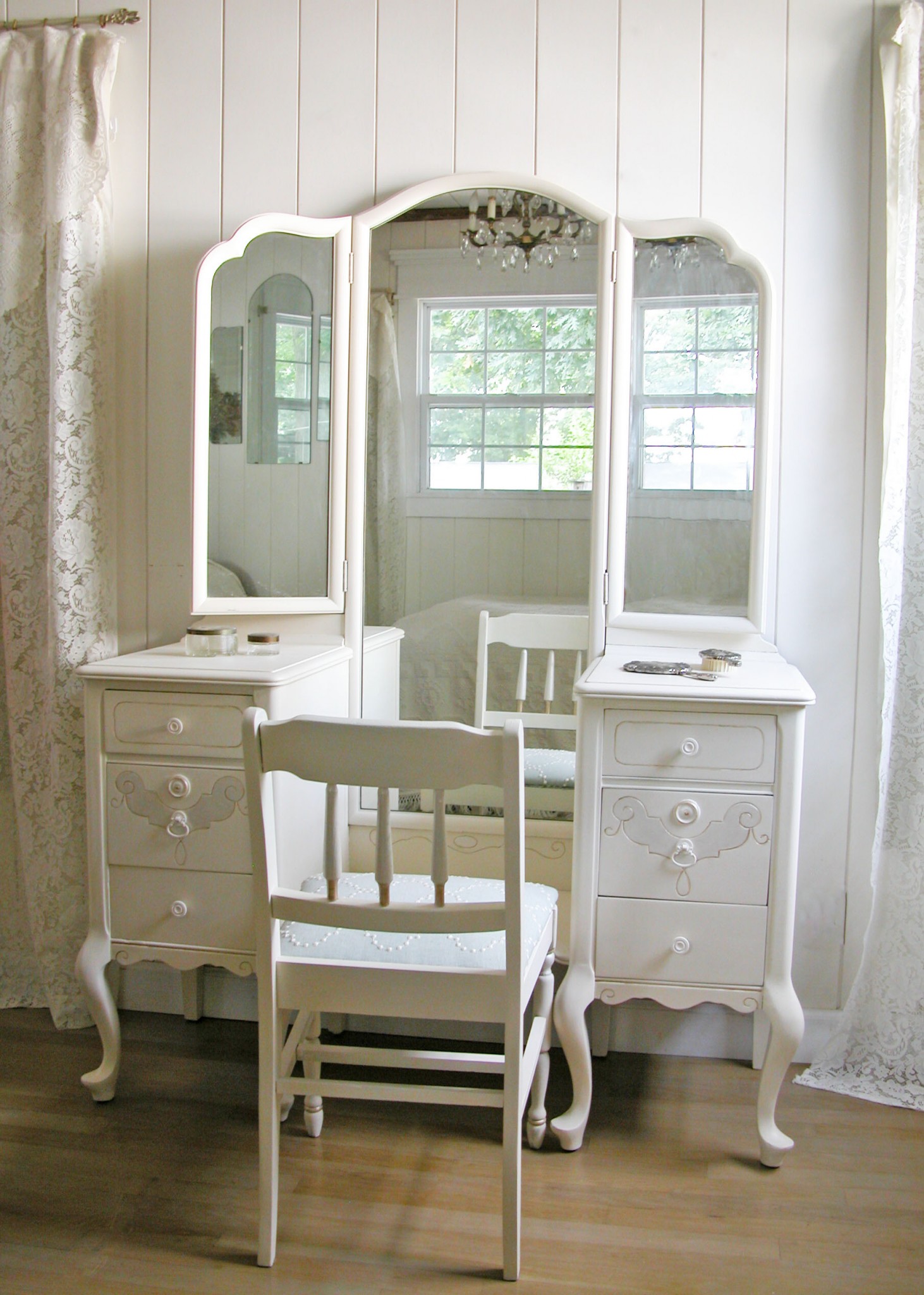 Trifold Dressing Table Refinished as Custom Furniture by Prodigal Pieces | www.prodigalpieces.com
