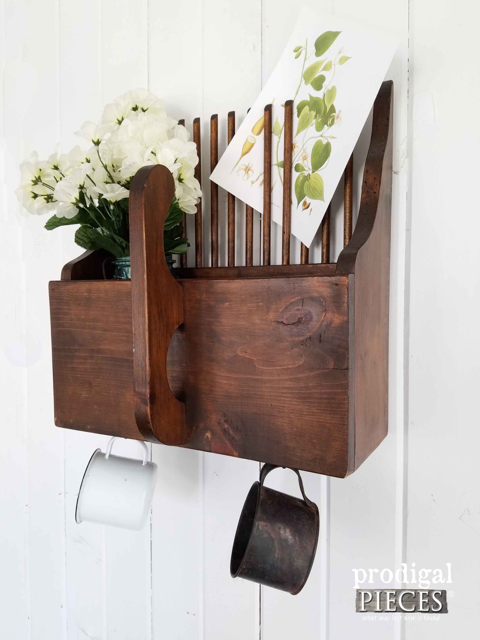 Repurposed Apple Picker Turned Wall Pocket for Thrifty Farmhouse Decor by Prodigal Pieces | prodigalpieces.com