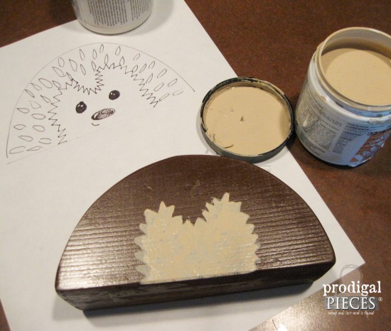 Painting Hedgehog Face | prodigalpieces.com