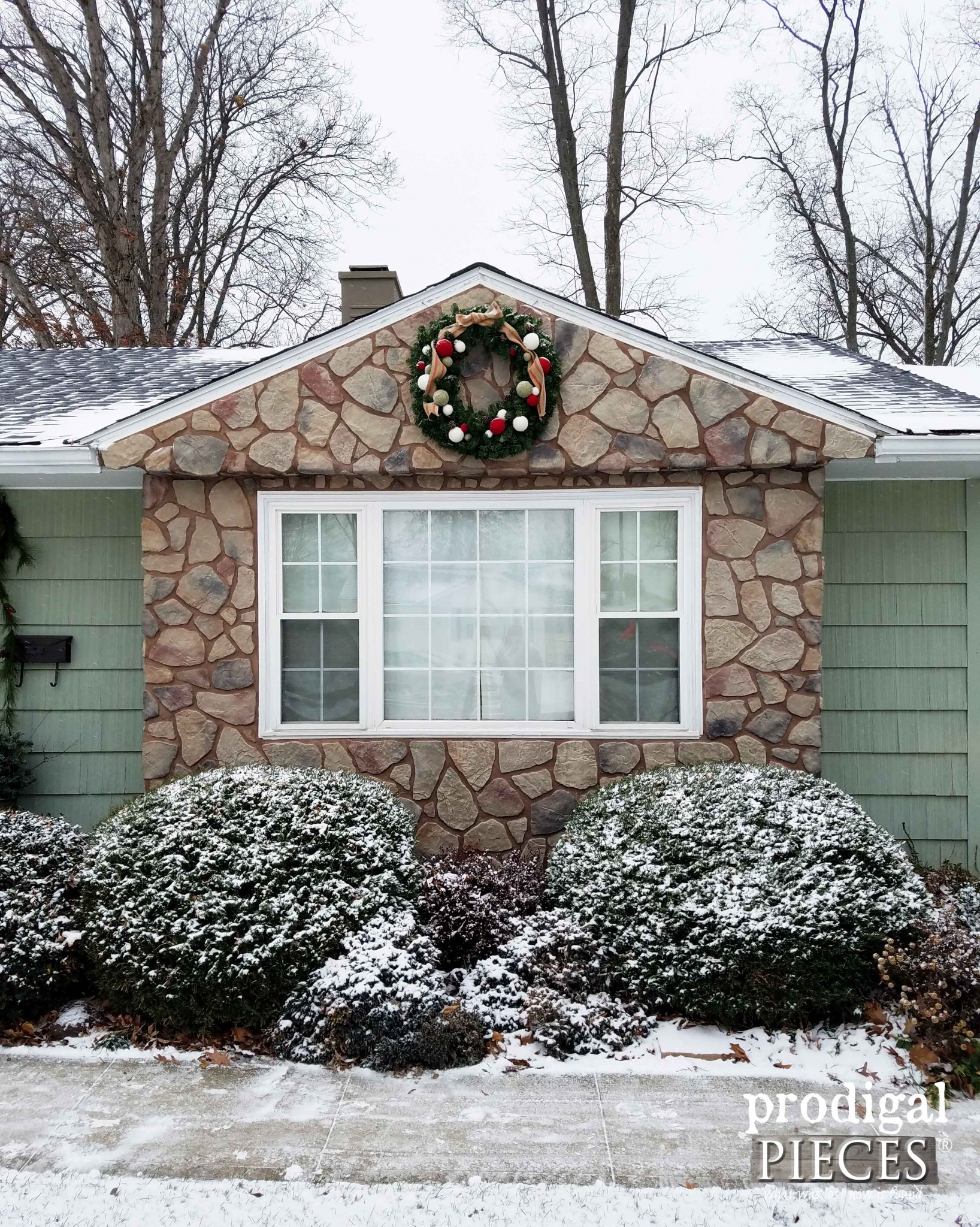 Winter Holiday Curb Appeal with Wreath on Stone by Prodigal Pieces | prodigalpieces.com