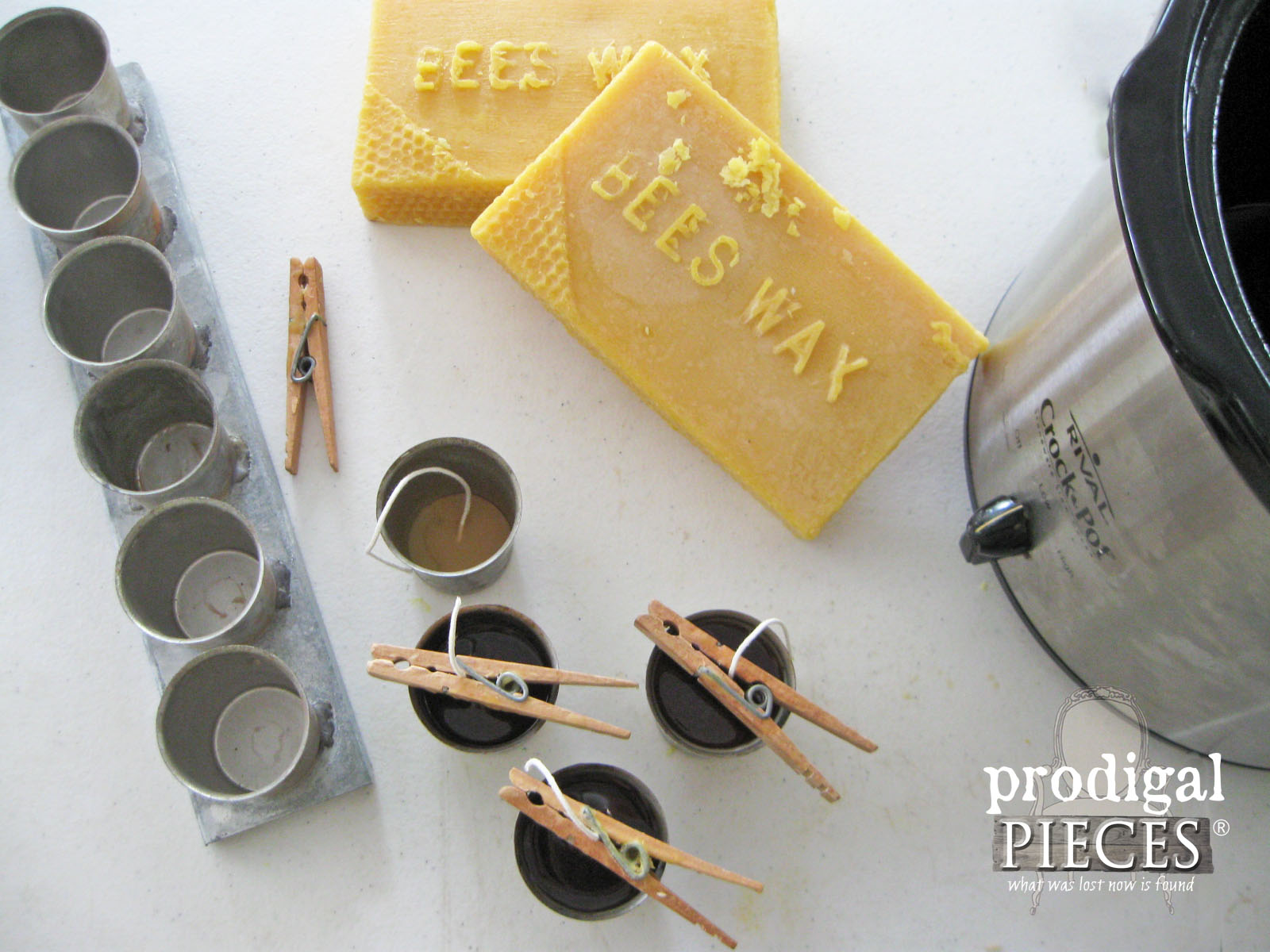 Making Natural Beeswax Candles by Prodigal Pieces | www.prodigalpieces.com