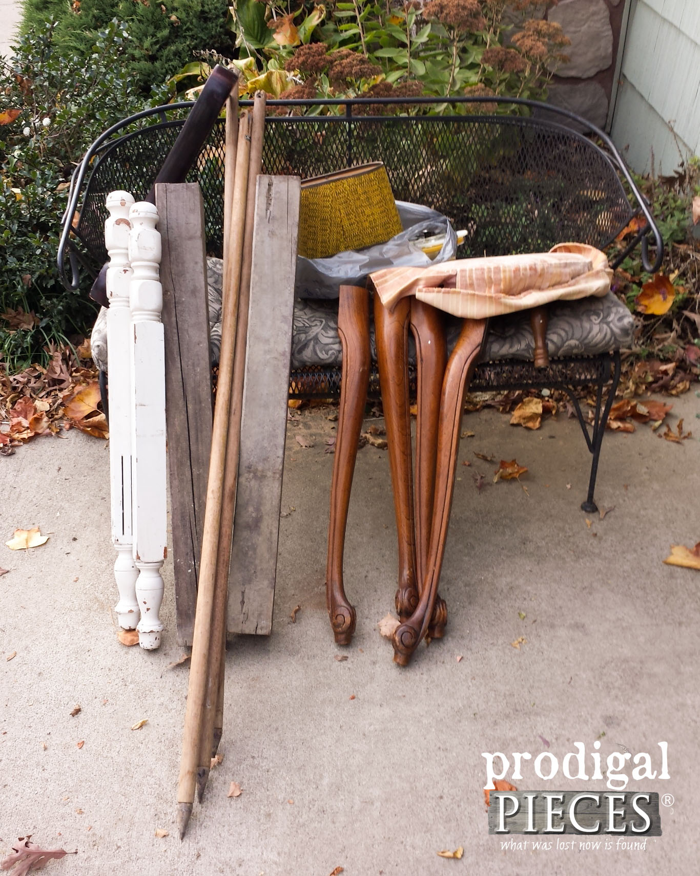 Curbside Trashure for DIY Projects Tripod Floor Lamp | Prodigal Pieces | prodigalpieces.com