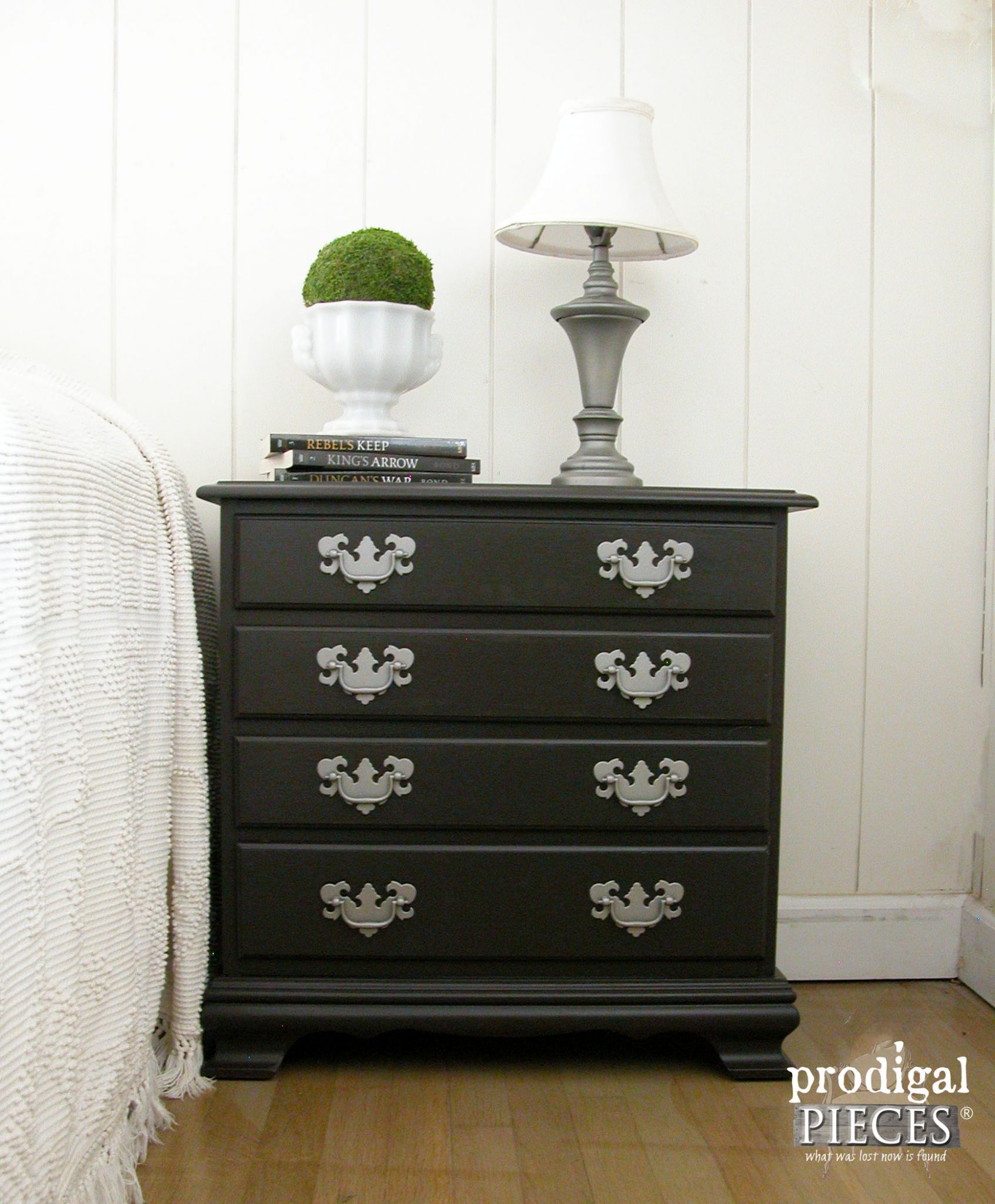 Modern Farmhouse Chic Nightstand Makeover by Prodigal Pieces | prodigalpieces.com