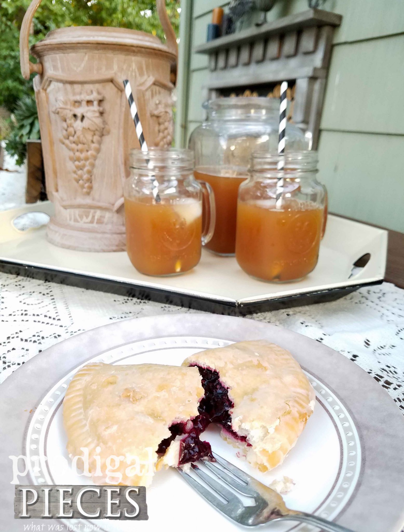 Handmade Fry Pie and Fresh Apple Cider Served Farmhouse Style by Prodigal Pieces | prodigalpieces.com