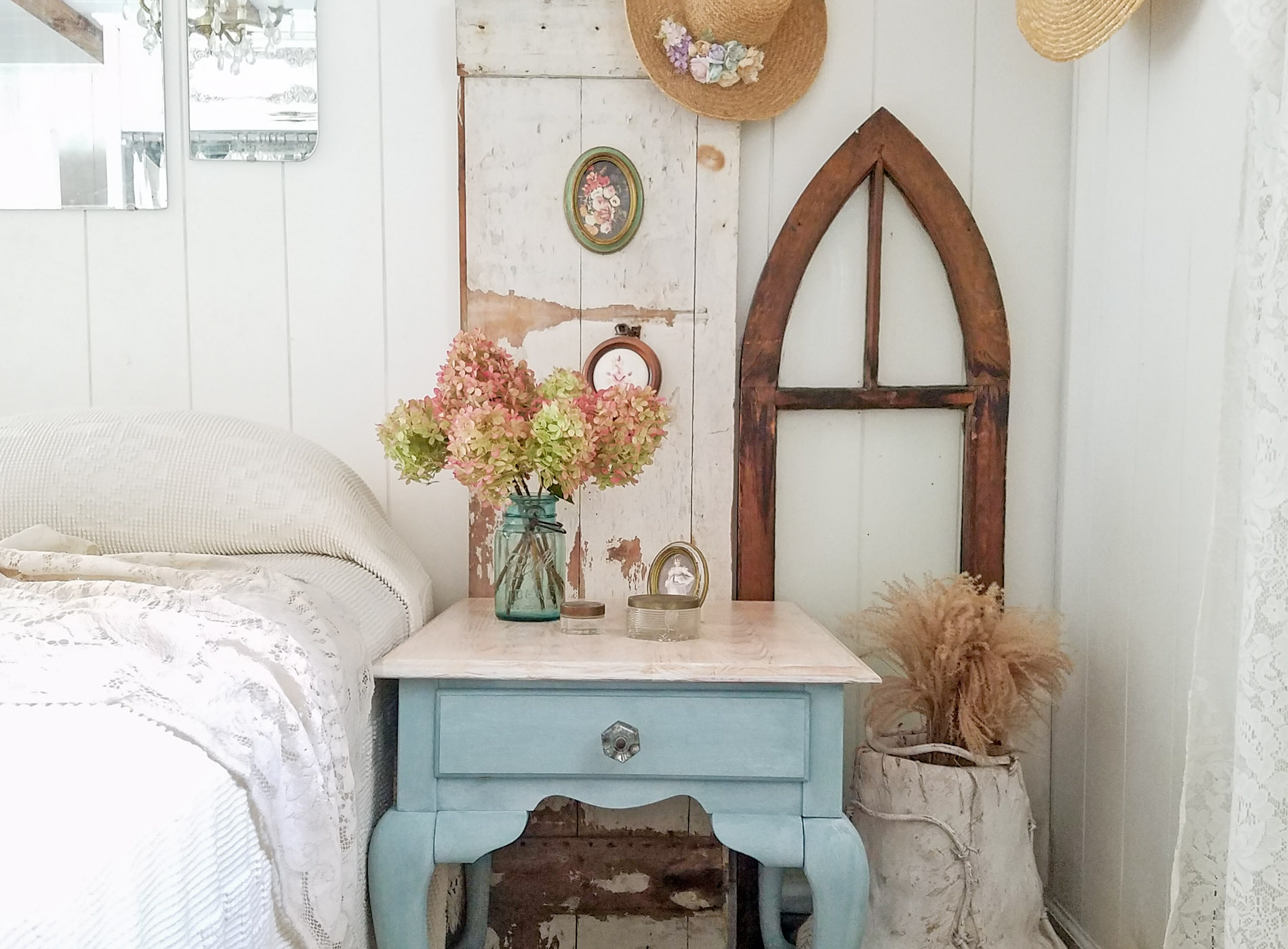 Featured Queen Anne Table Makeover by Prodigal Pieces | prodigalpieces.com