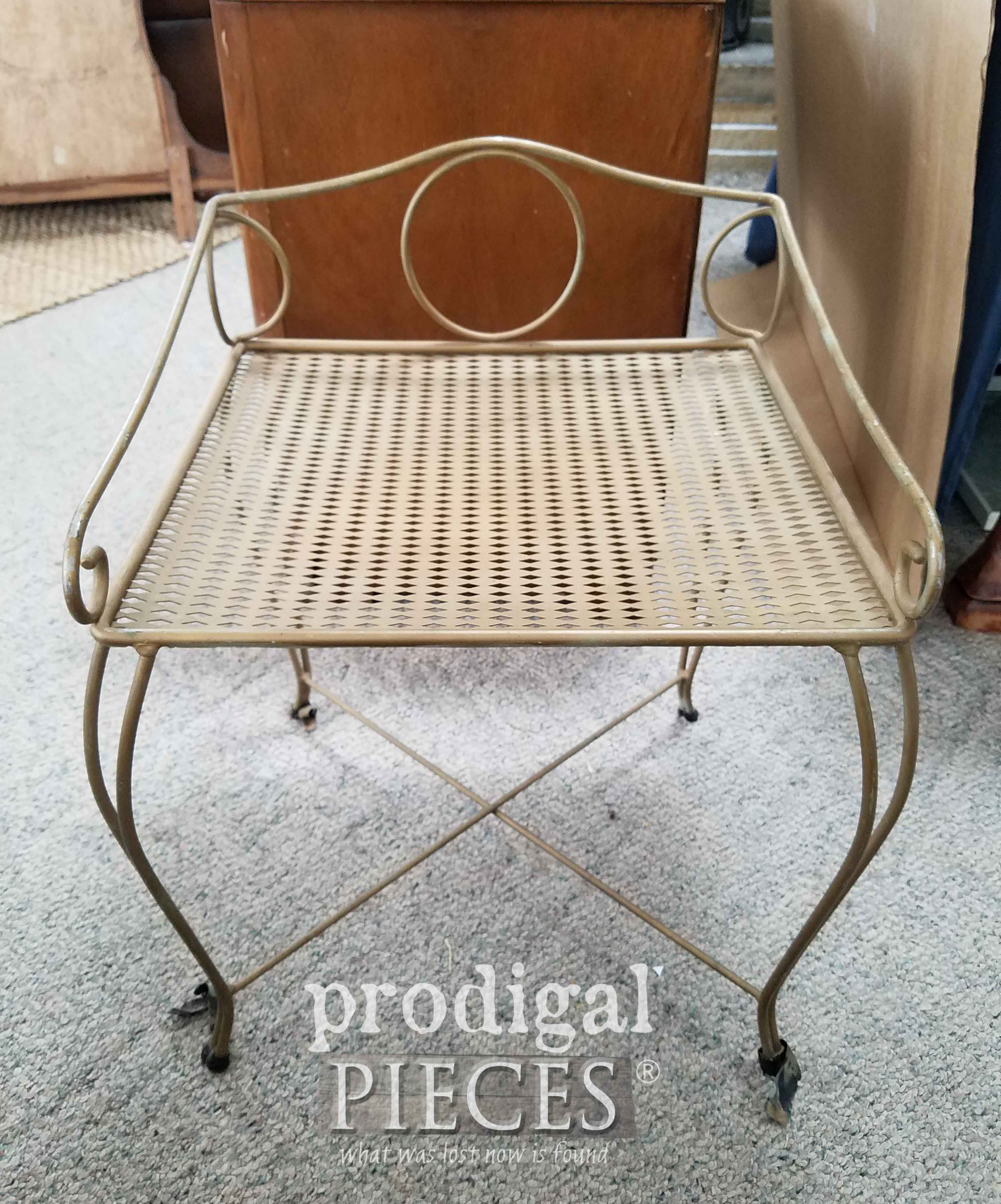 Vintage Art Deco Wire Vanity Chair | prodigalpieces.com