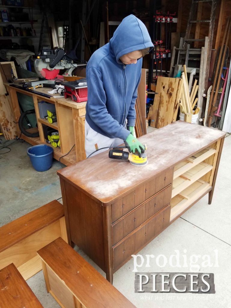 Broyhill Saga Dresser Prodigal Pieces
