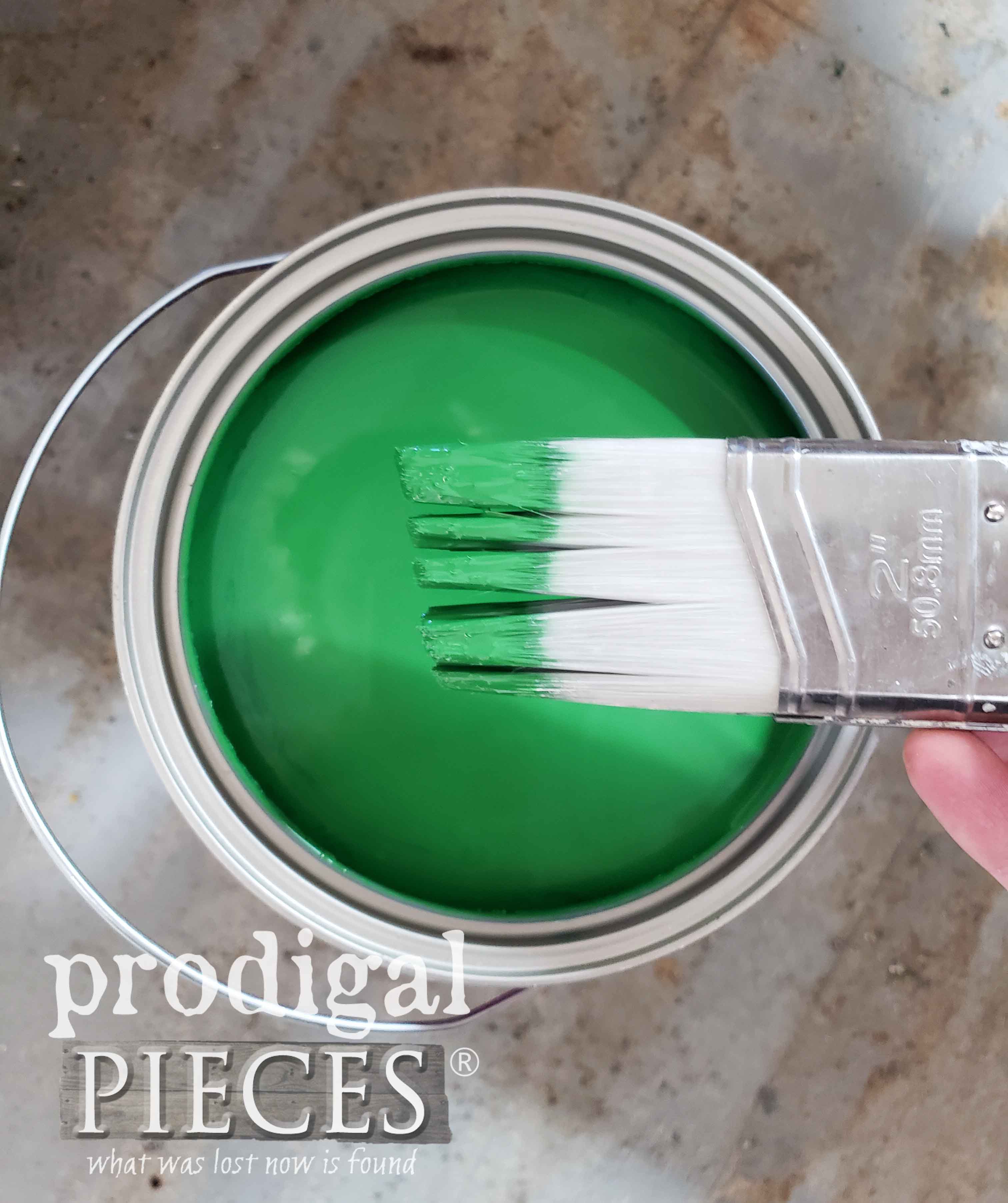 Beautiful Green Paint for Vintage Blanket Chest by Prodigal Pieces | prodigalpieces.com