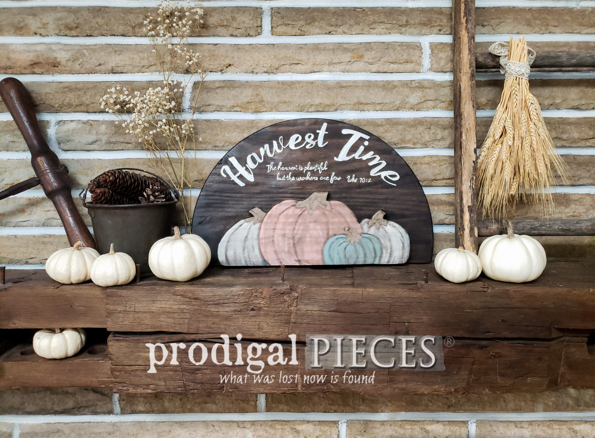 Featured DIY Harvest Time Sign for Fall Fun by Larissa of Prodigal Pieces | prodigalpieces.com