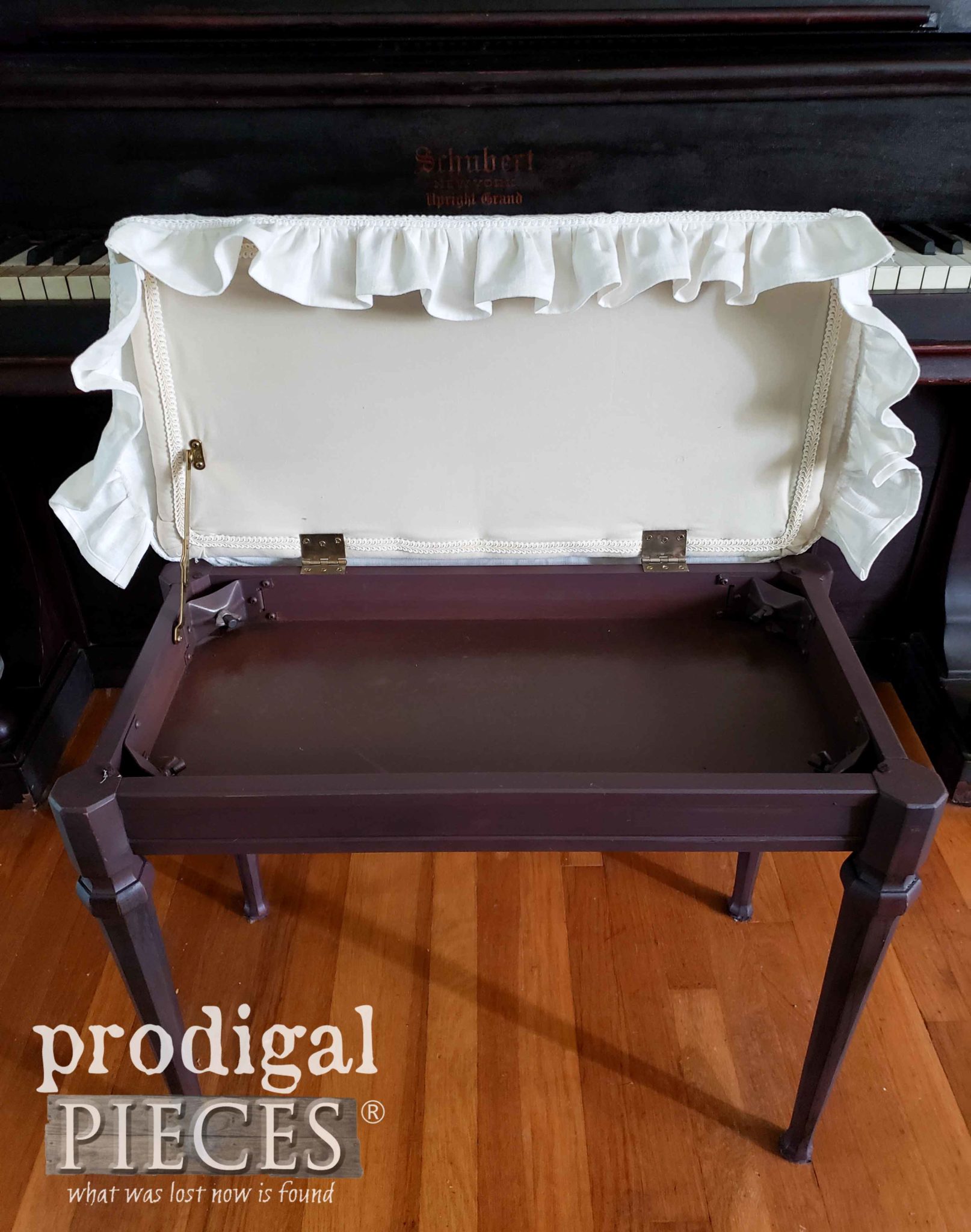 Open Piano Bench by Larissa of Prodigal Pieces | prodigalpieces.com