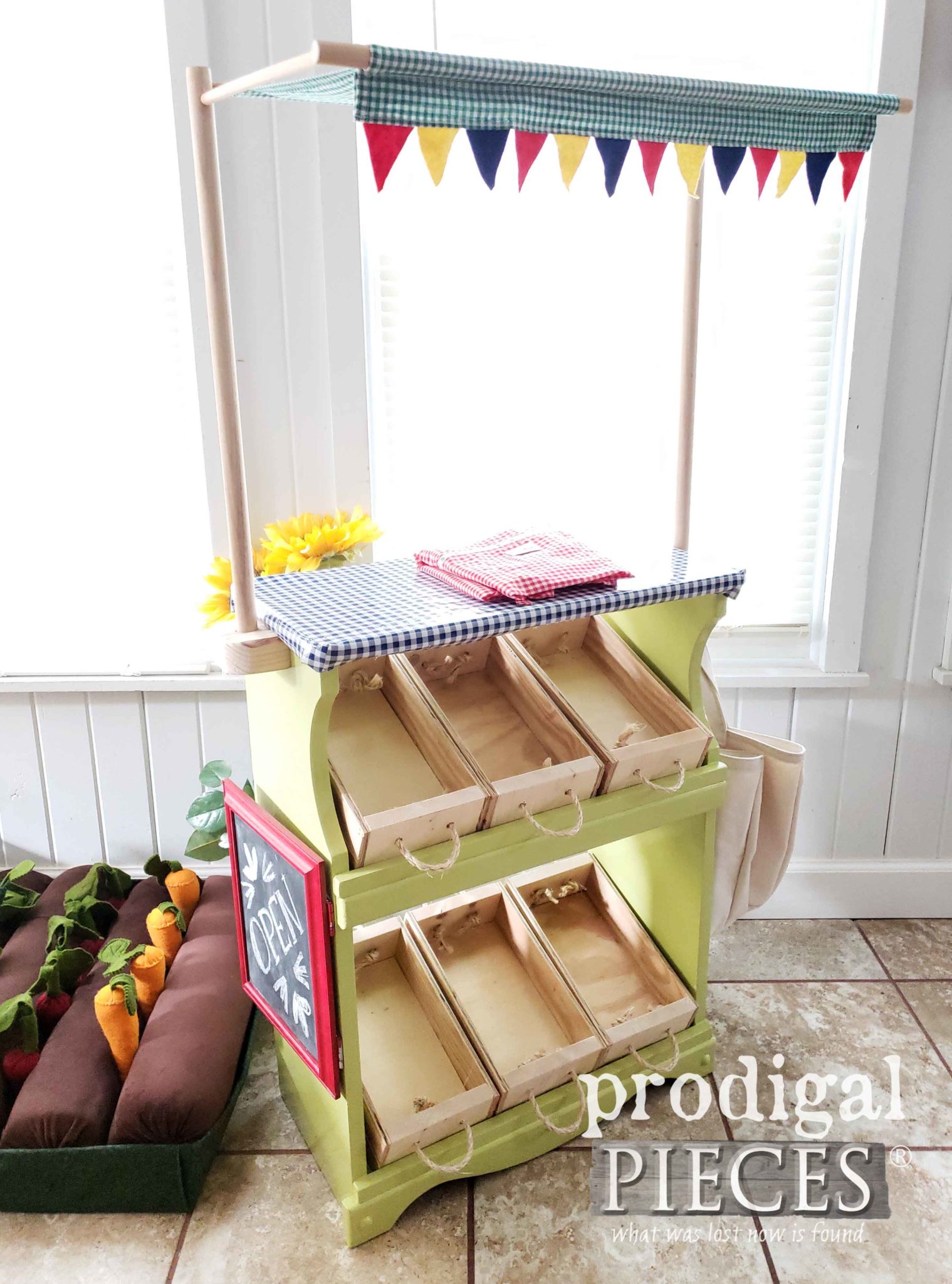 Pretend Play Market Stand Built by Larissa of Prodigal Pieces from Upcycled Bookcase | prodigalpieces.com