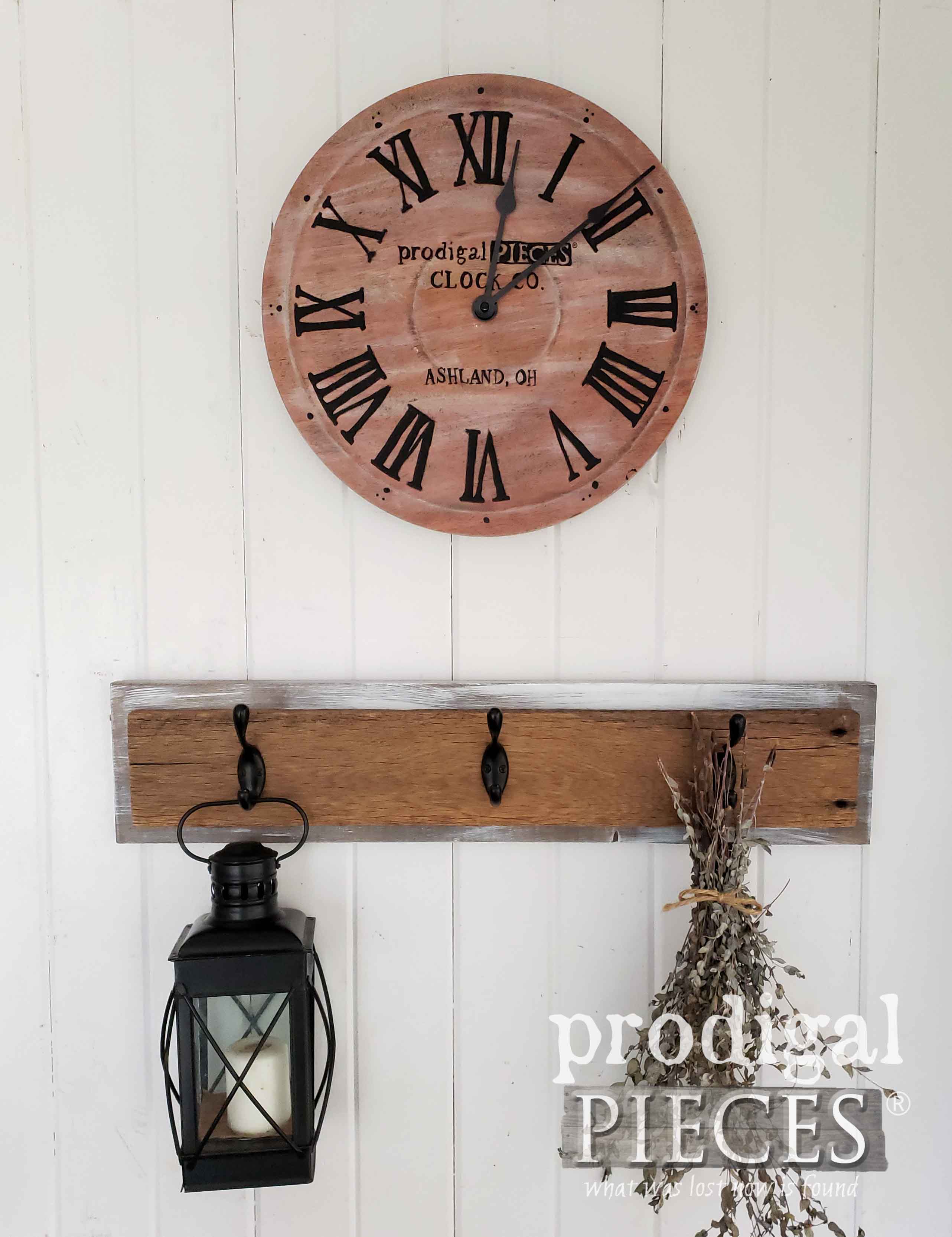 Modern Farmhouse Wall Clock Created by Larissa of Prodigal Pieces | prodigalpieces.com