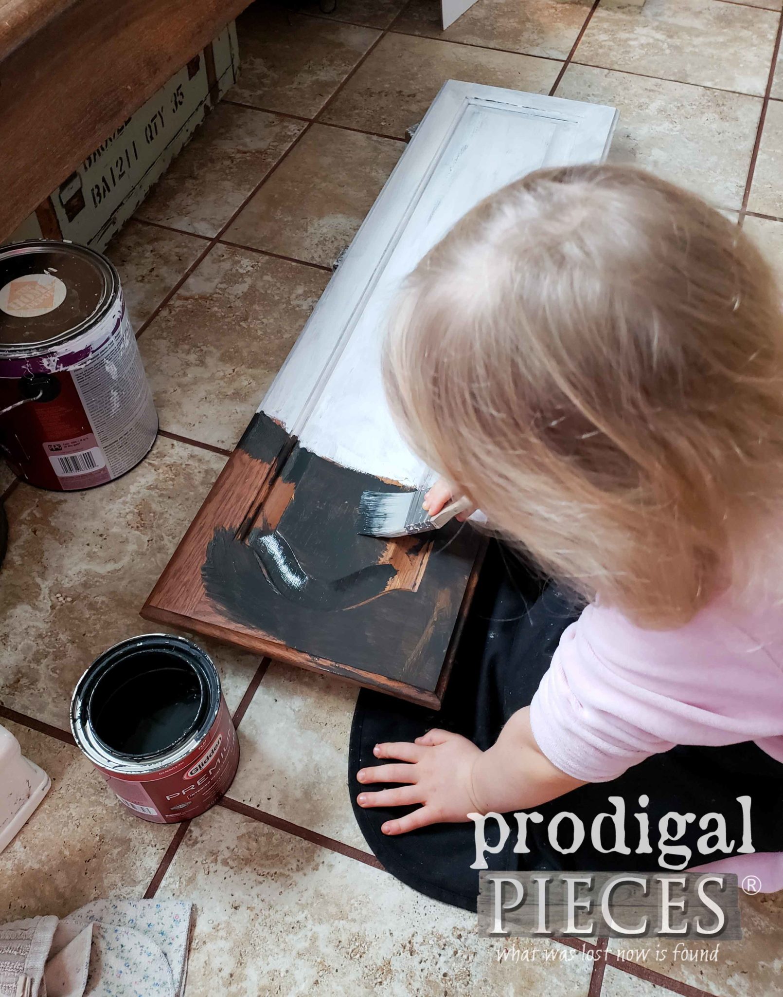 Toddler Painting DIY Snowman Hat | prodigalpieces.com