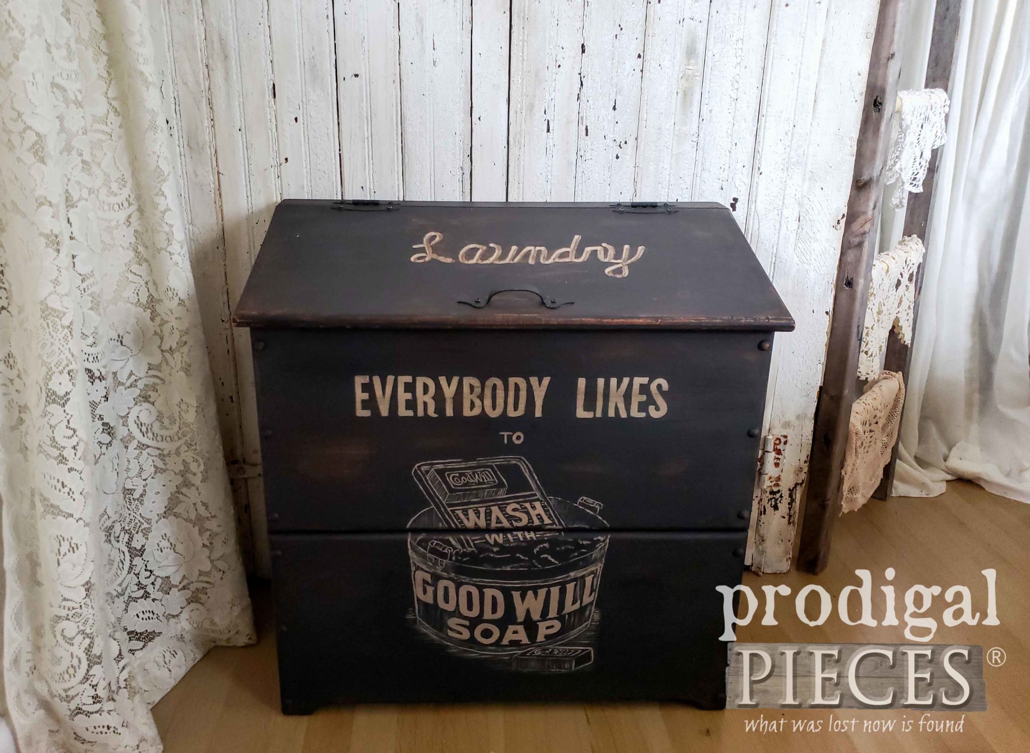 Vintage Laundry Bin Makeover by Larissa of Prodigal Pieces | prodigalpieces.com