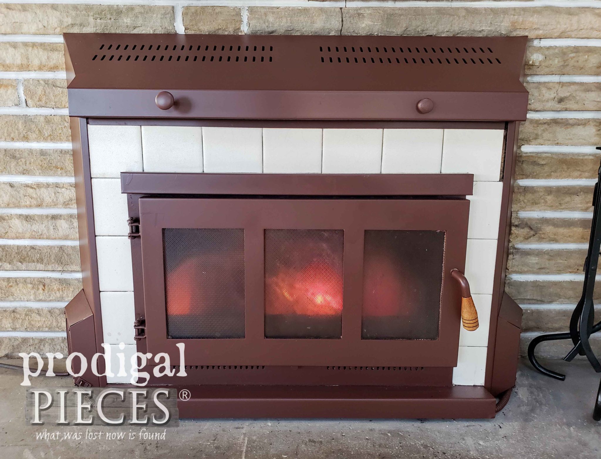 Update your fireplace insert with a clean and fresh paint | DIY tutorial by Prodigal Pieces | prodigalpieces.com