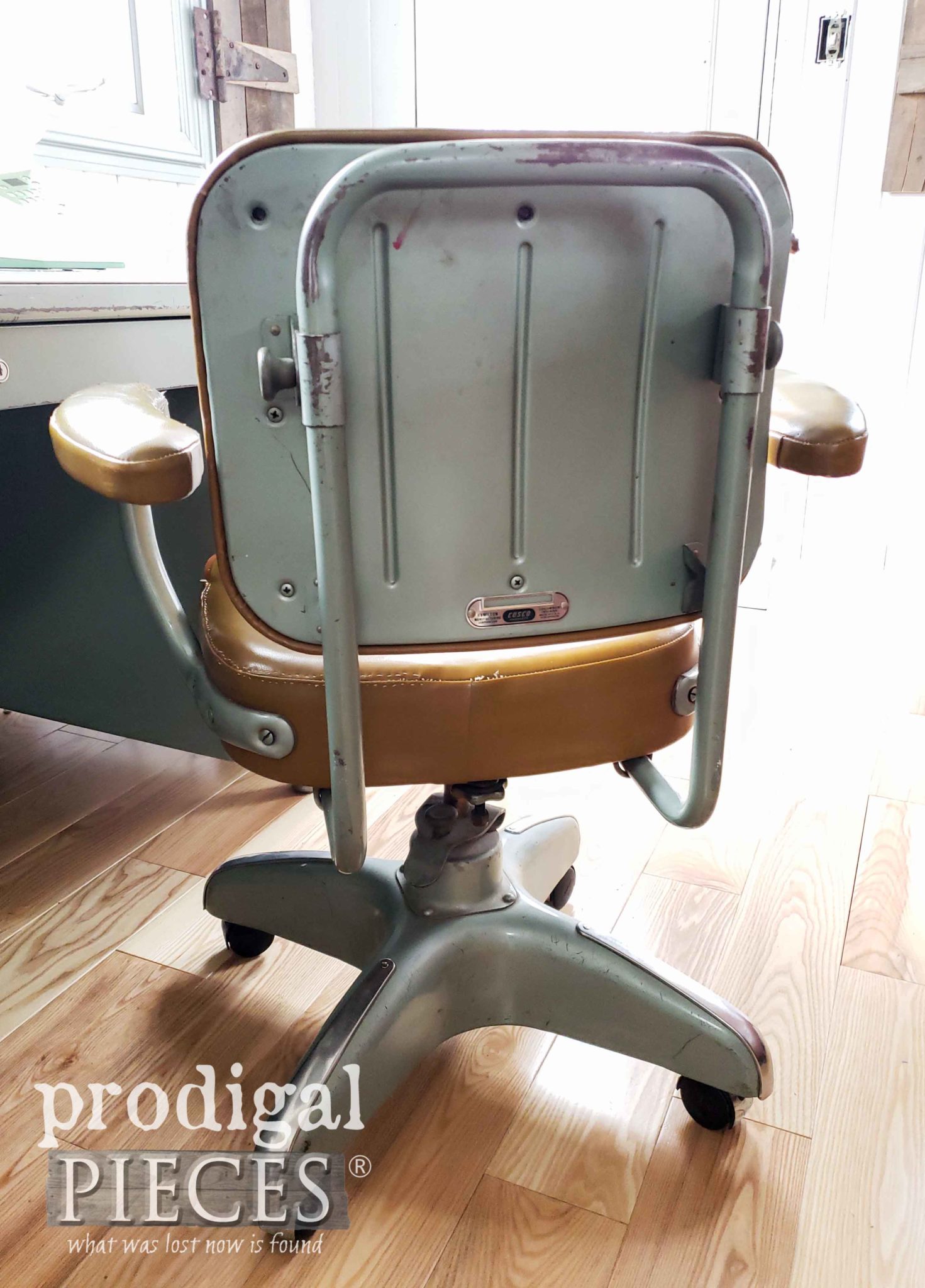Vintage Office Chair Back Before | prodigalpieces.com