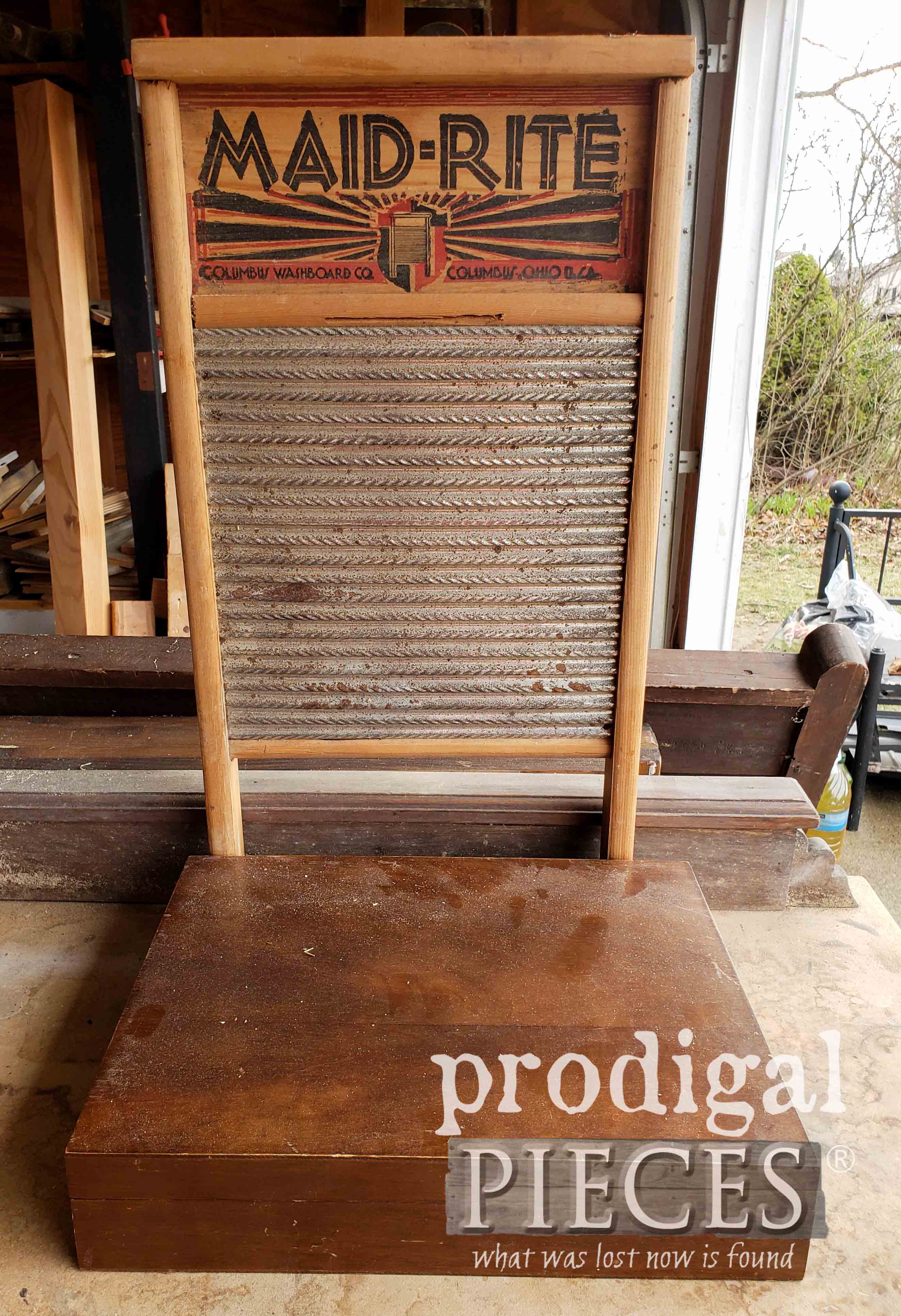 Vintage Washboard and Silverware Box Before Makeover by Prodigal Pieces | prodigalpieces.com