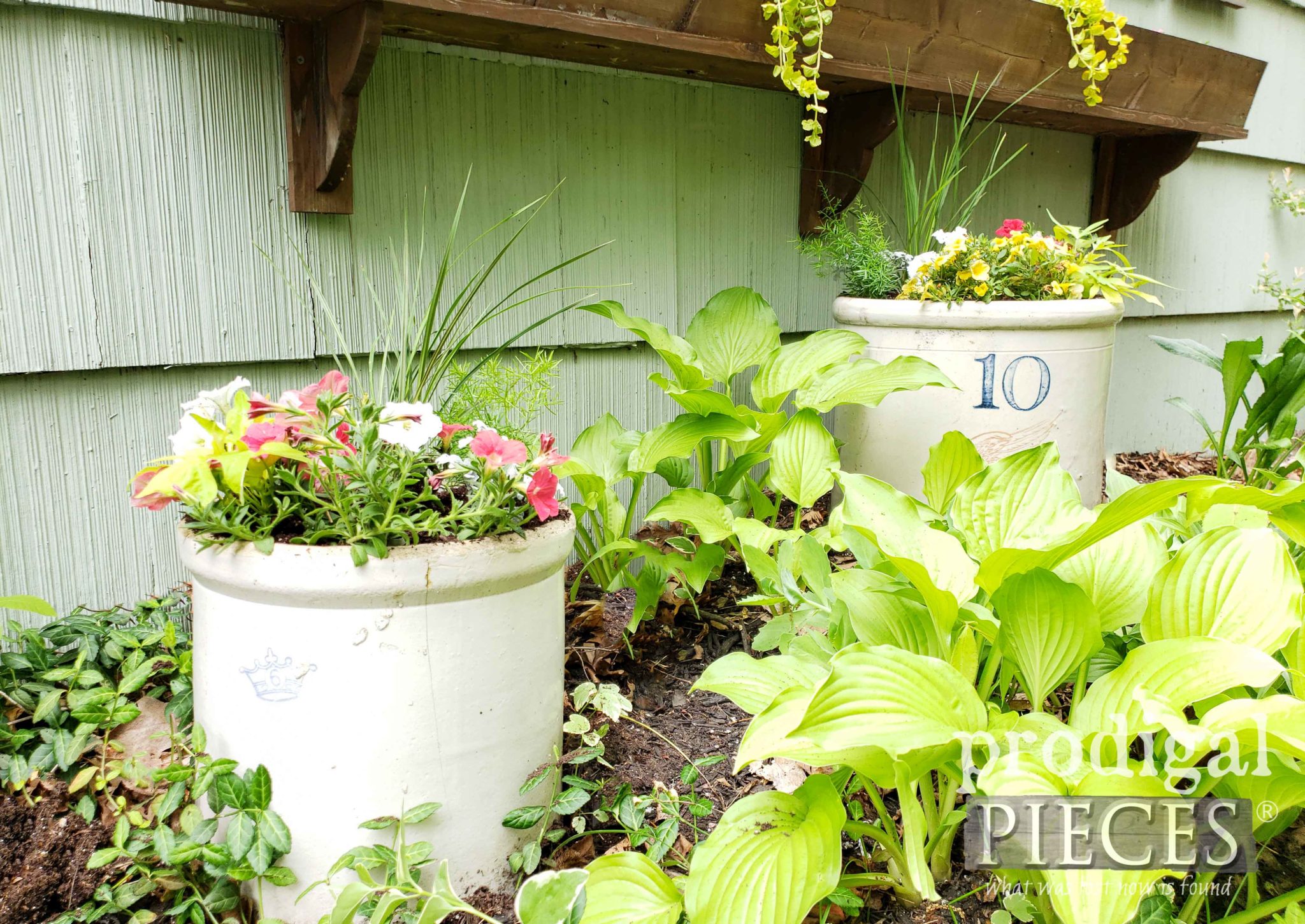 Repurposed Antique Crock Planters as demonstrated by Larissa of Prodigal Pieces | prodigalpieces.com #prodigalpieces #diy #home #garden #flowers