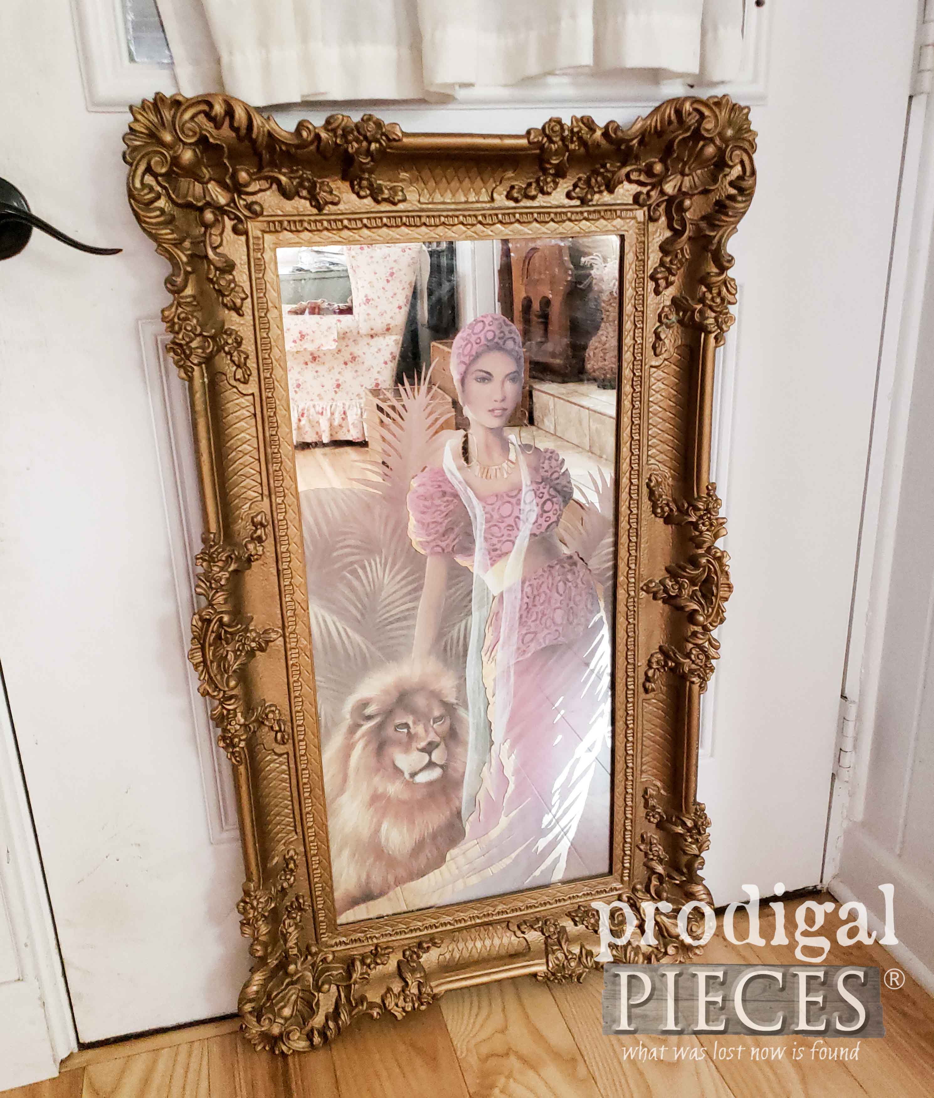 Thrifted Mirror Before Makeover by Larissa of Prodigal Pieces | prodigalpieces.com #prodigalpieces