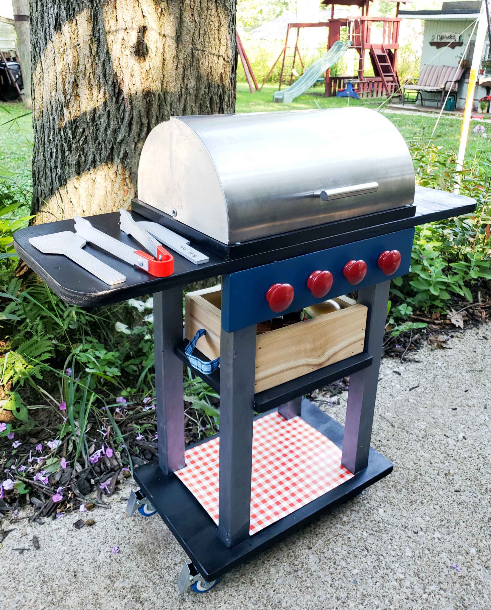 Handmade Toy Grill Set Created by Larissa of Prodigal Pieces | prodigalpieces.com #prodigalpieces #handmade #home #toys #kids
