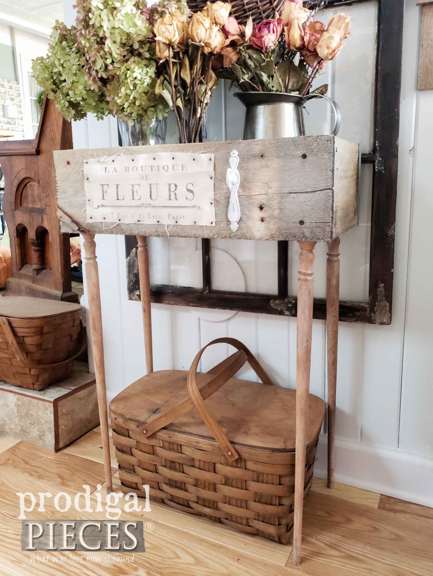 Handmade French Farmhouse Crate Table by Larissa of Prodigal Pieces | prodigalpieces.com #prodigalpieces #french #home #farmhouse #homedecor