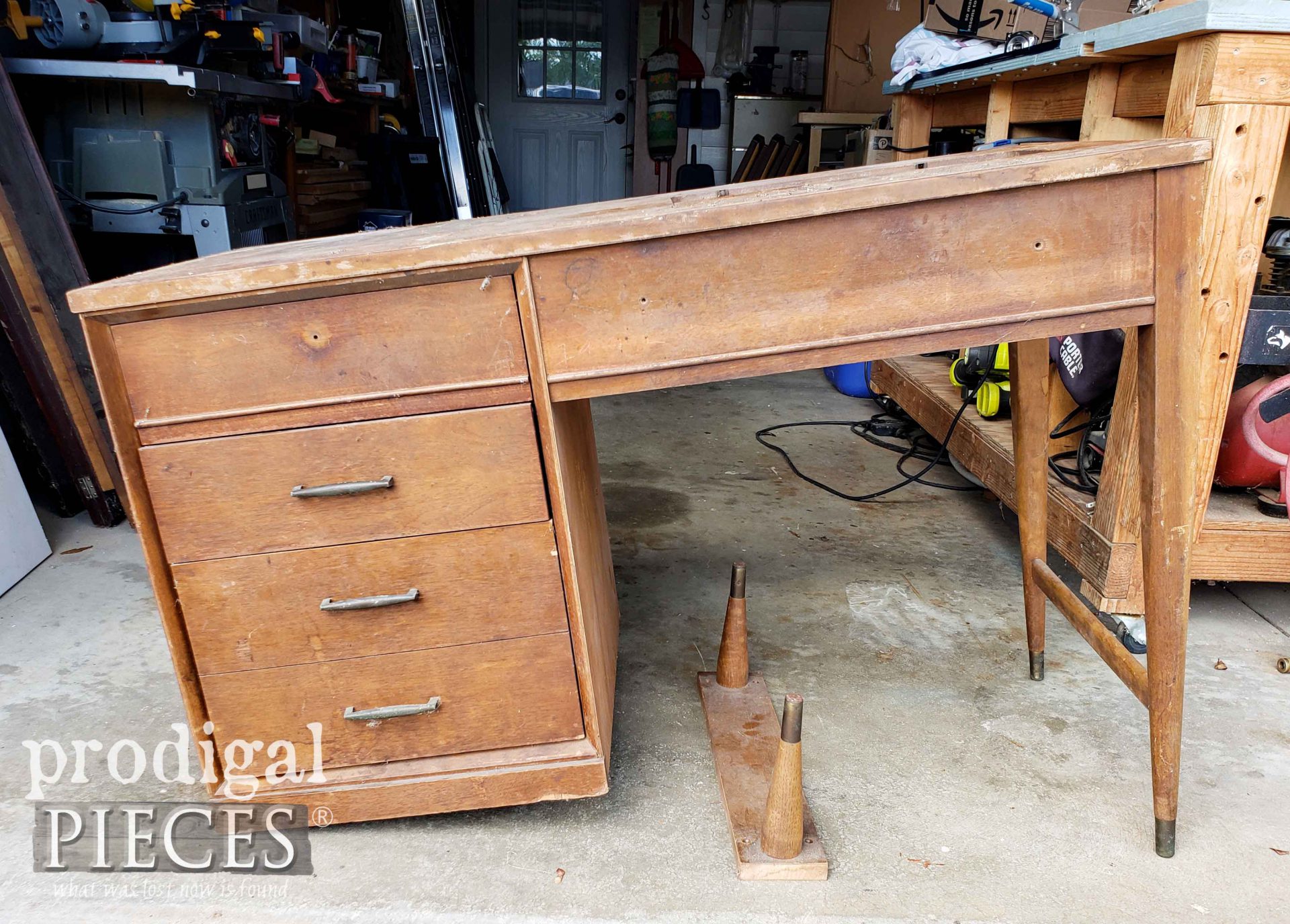 Mid Century Modern Sewing Desk Before Makeover by Larissa of Prodigal Pieces | prodigalpieces.com #prodigalpieces