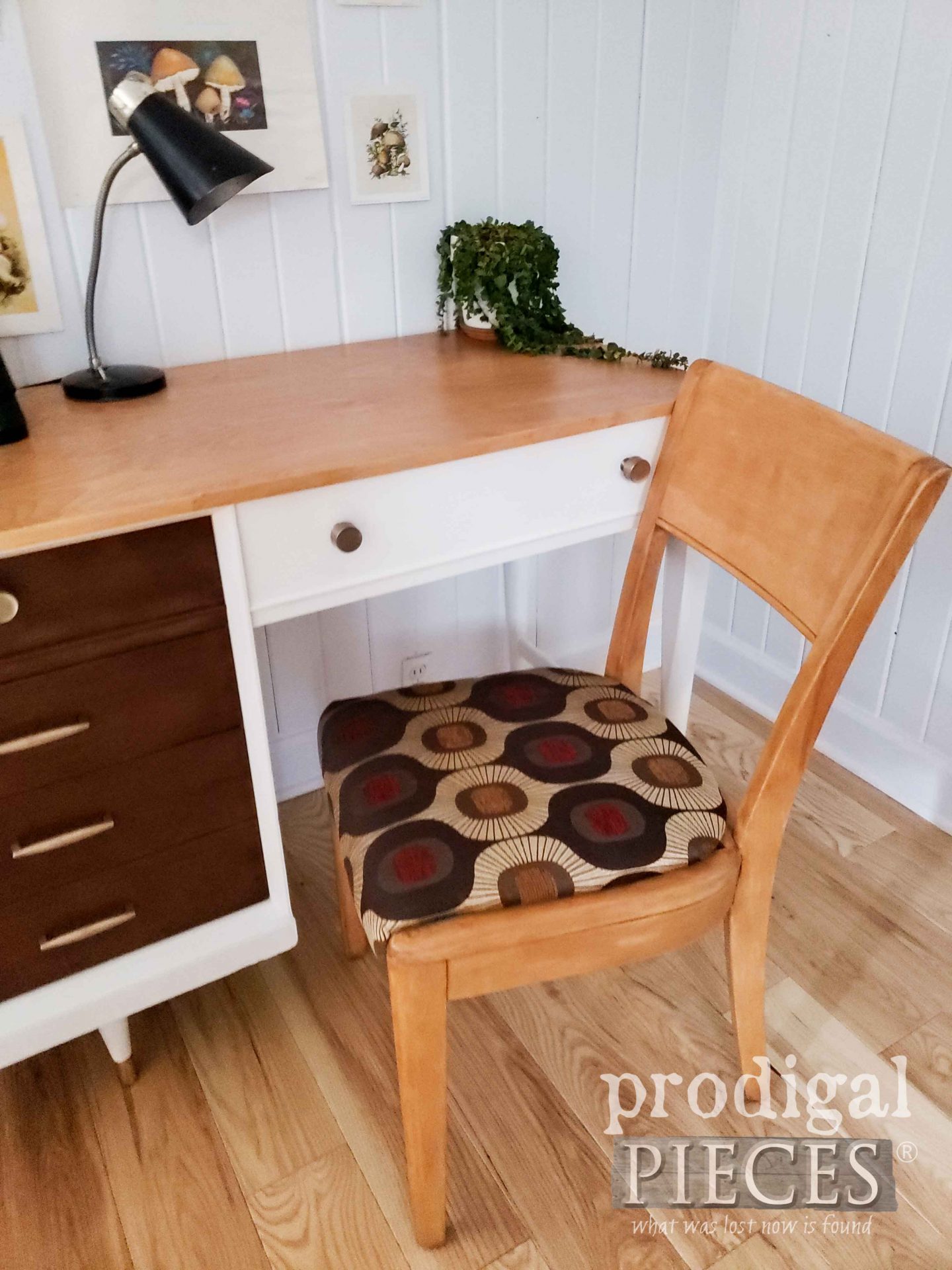 Upholstered Heywood Wakefield Desk Chair by Larissa of Prodigal Pieces | prodigalpieces.com #prodigalpieces #midcentury #furniture #vintage #retro #home #homedecor