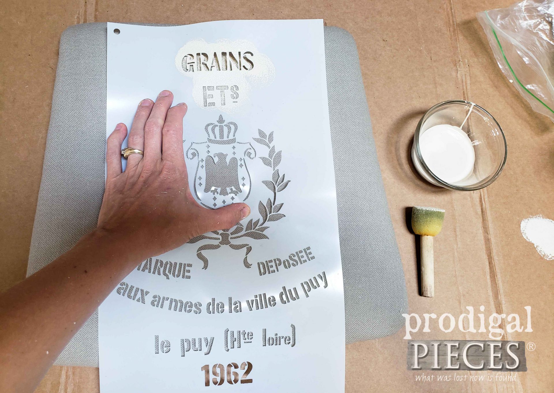 Grain Sack Stencil for Upholstery by Prodigal Pieces | prodigalpieces.com