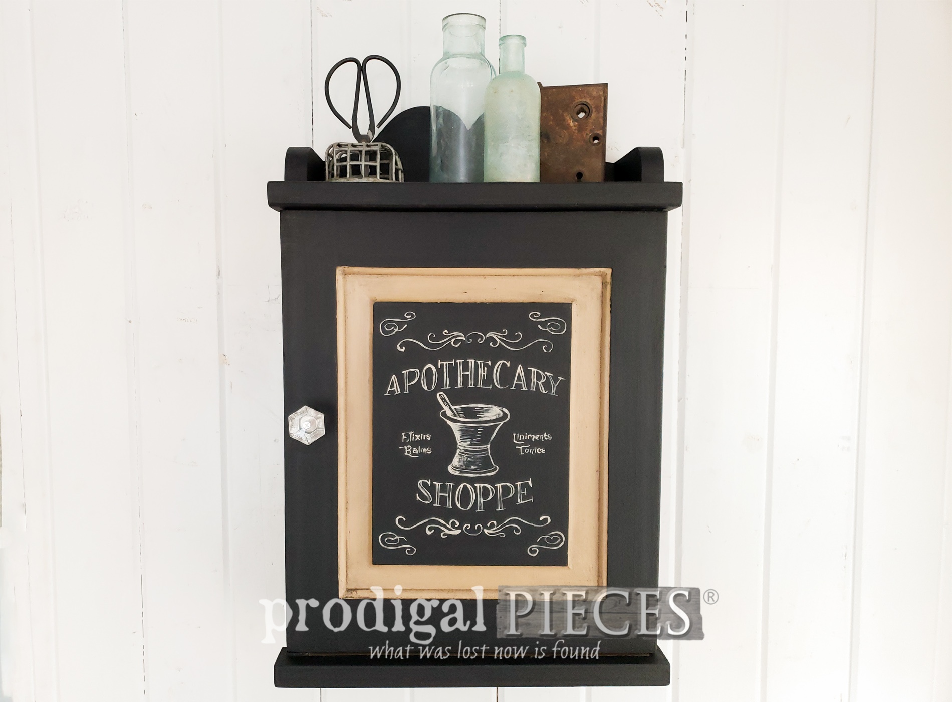 Featured Vintage Apothecary Cabinet Makeover by Larissa of Prodigal Pieces | DIY tutorial at prodigalpieces.com #prodigalpieces #farmhouse #home #homedecor #diy #apothecary