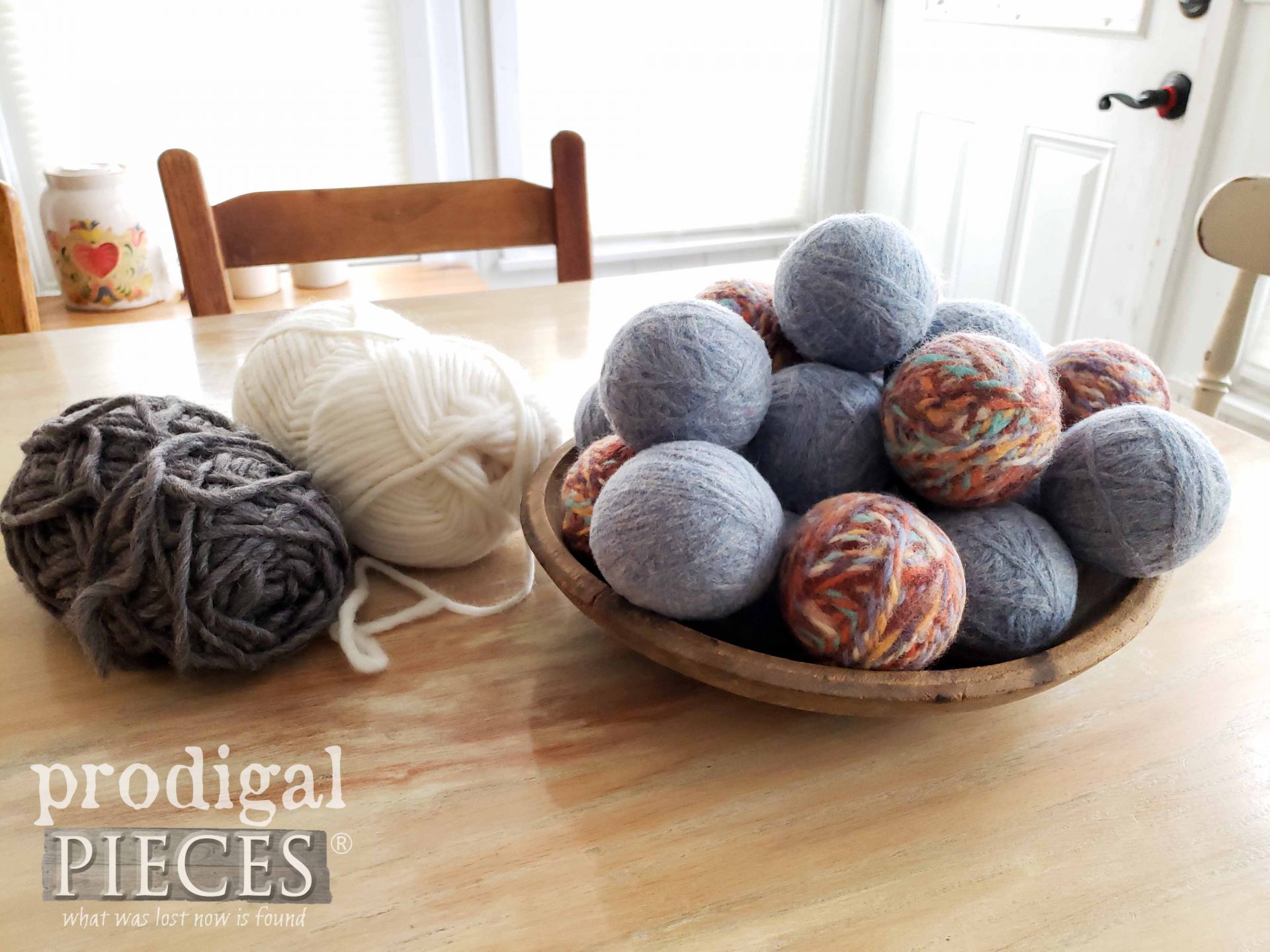 DIY Wool Dryer Balls from and Upcycled Sweater with Video Tutorial by Larissa of Prodigal Pieces | prodigalpieces.com #prodigalpieces #farmhouse #laundry #crafts #diy #home #upcycle