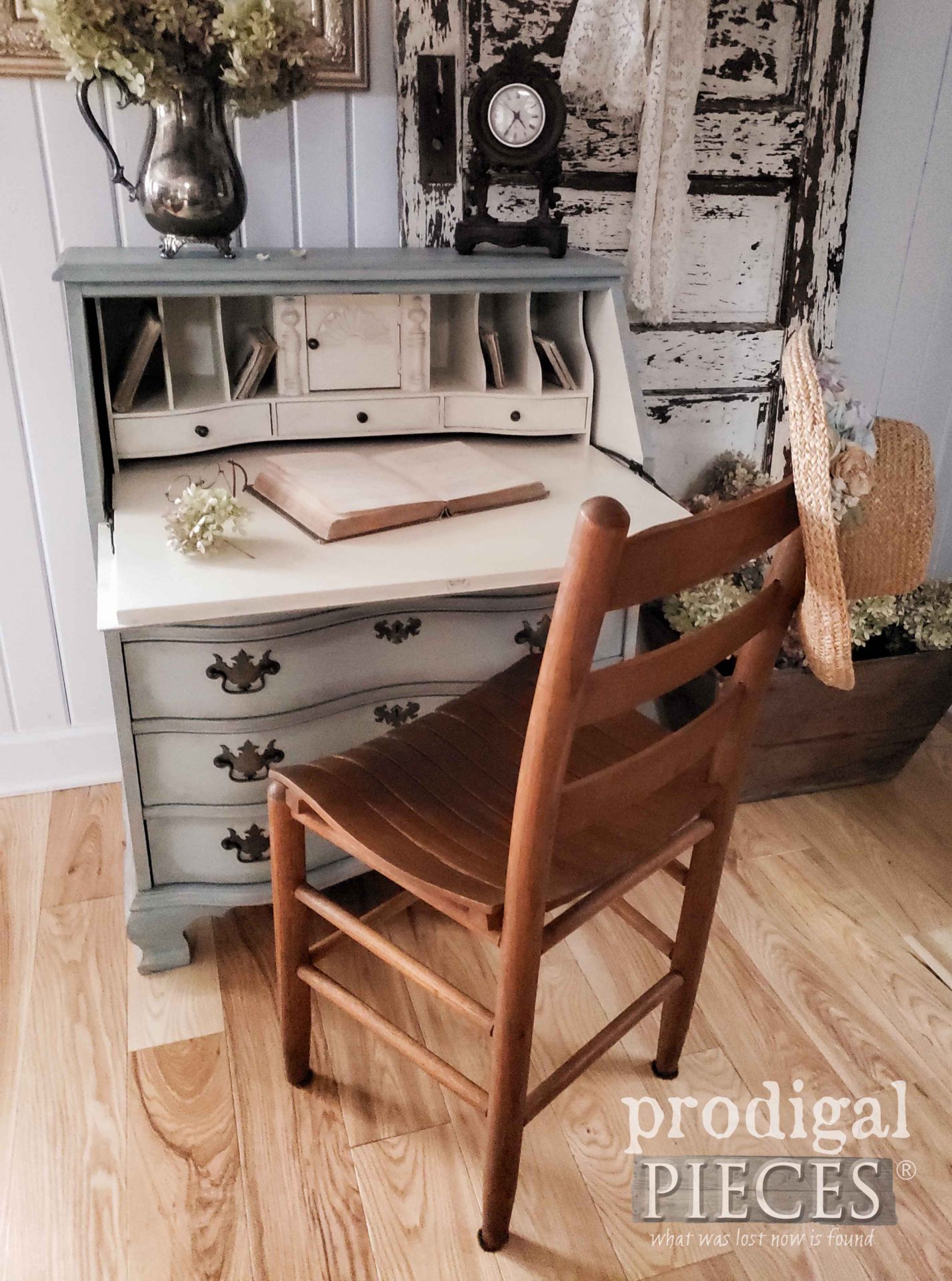 Farmhouse Chic Vintage Secretary Desk by Larissa of Prodigal Pieces | prodigalpieces.com #prodigalpieces #diy #home #furniture #vintage #cottage #farmhouse