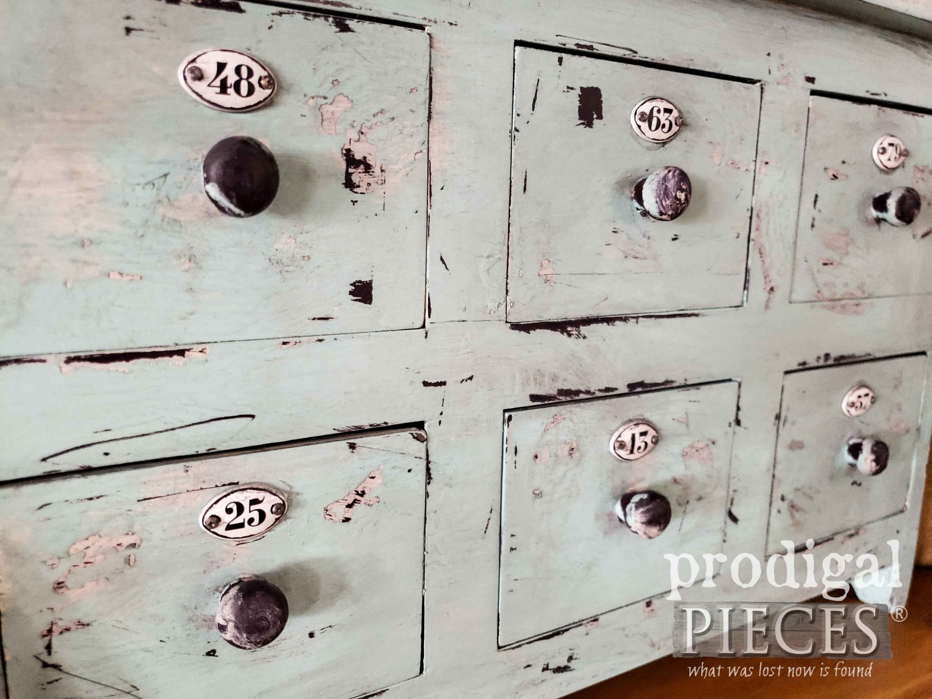 Painted Apothecary Cubby Cabinet by Larissa of Prodigal Pieces | prodigalpieces.com #prodigalpieces #home #farmhouse #vintage #diy #home #homedecor