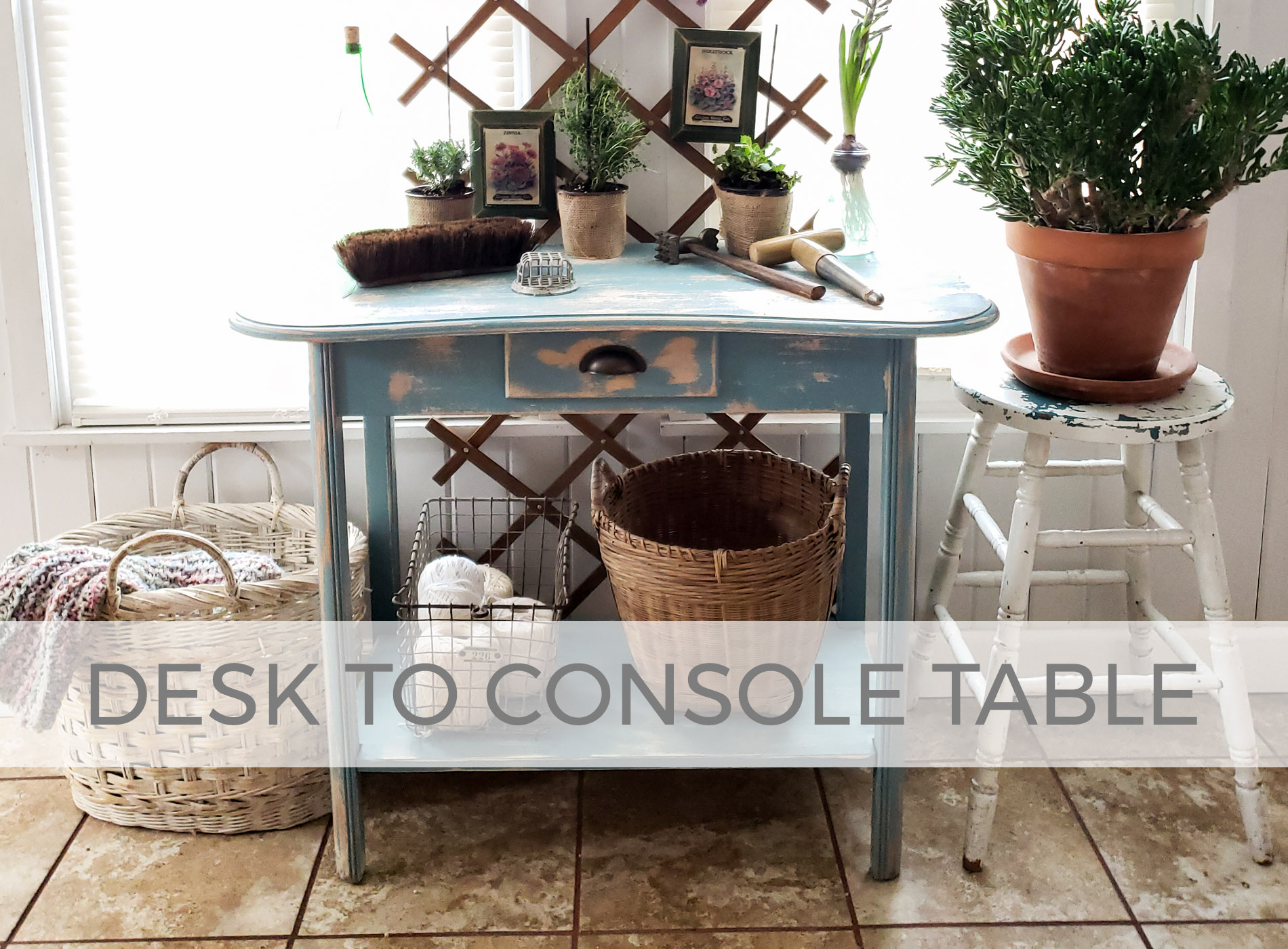 Upcycled Desk to Console Table by Larissa of Prodigal Pieces | prodigalpieces.com