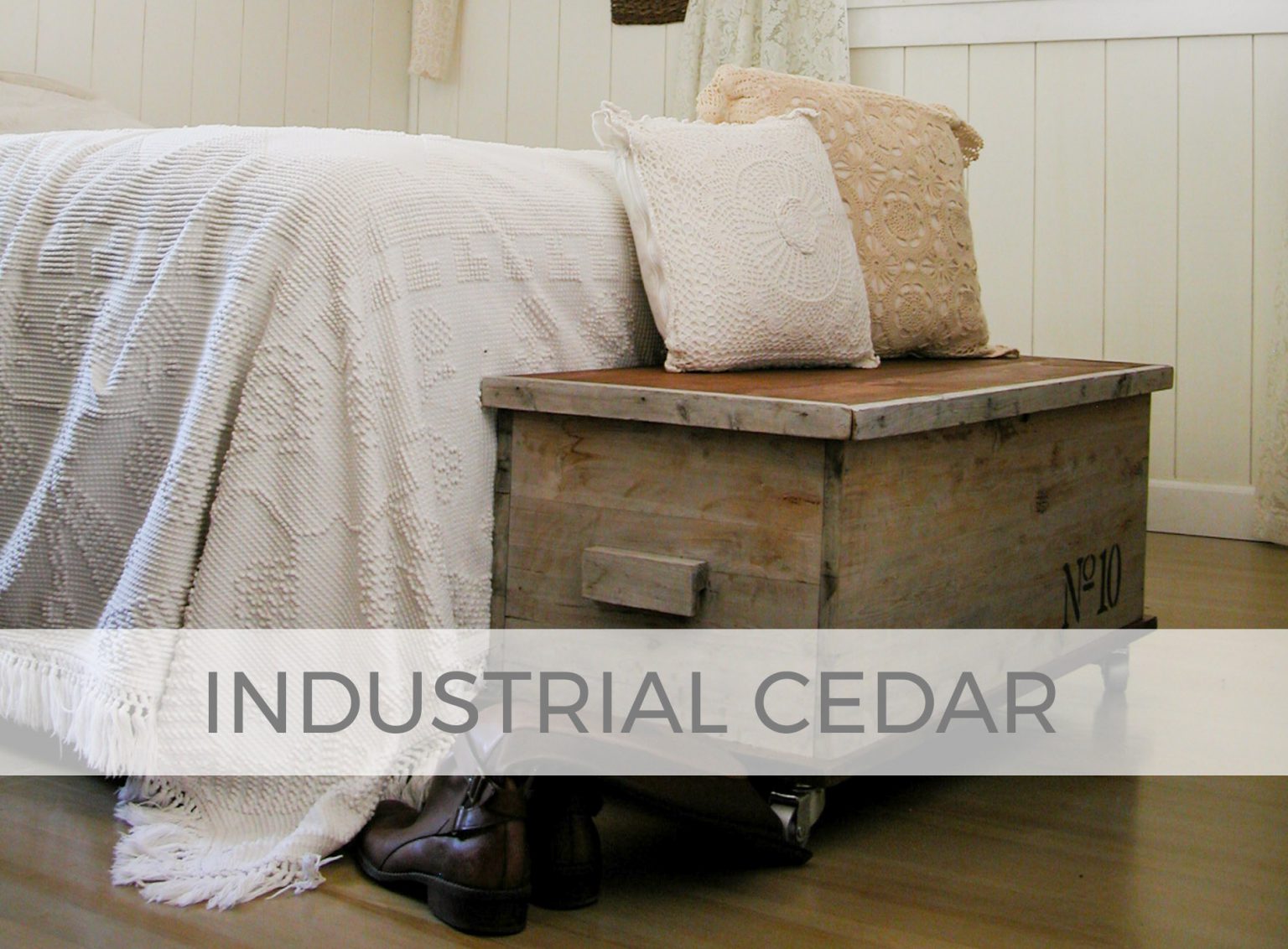 Industrial Cedar Blanket Chest by Larissa of Prodigal Pieces | prodigalpieces.com #prodigalpieces