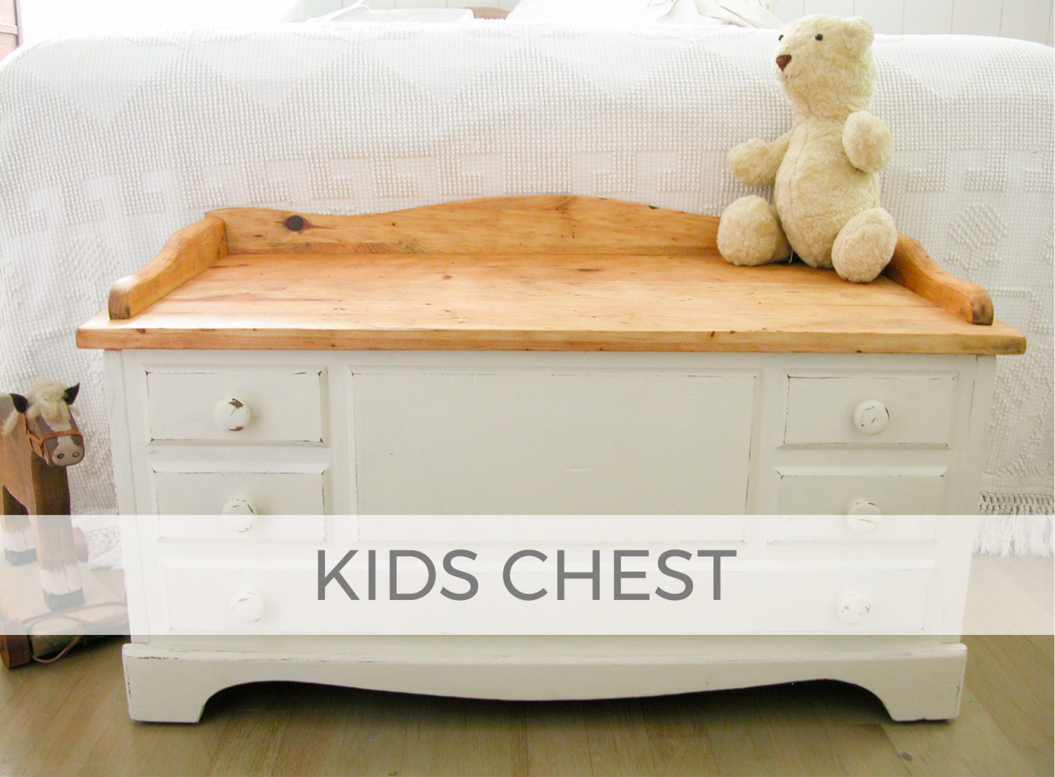 Kids Blanket Chest by Larissa of Prodigal Pieces | prodigalpieces.com #prodigalpieces