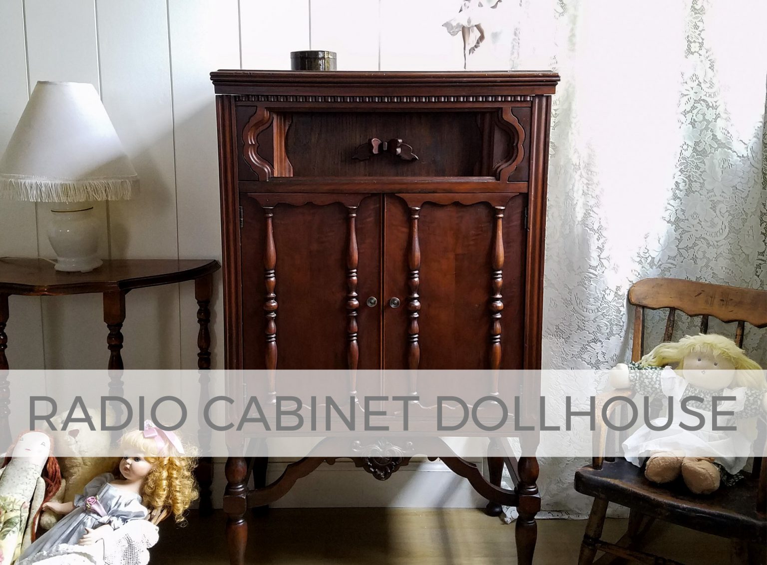 An Antique Radio Upcycled into Dollhouse by Livin' Real with Larissa | livinrealwithlarissa.com #livinrealwithlarissa