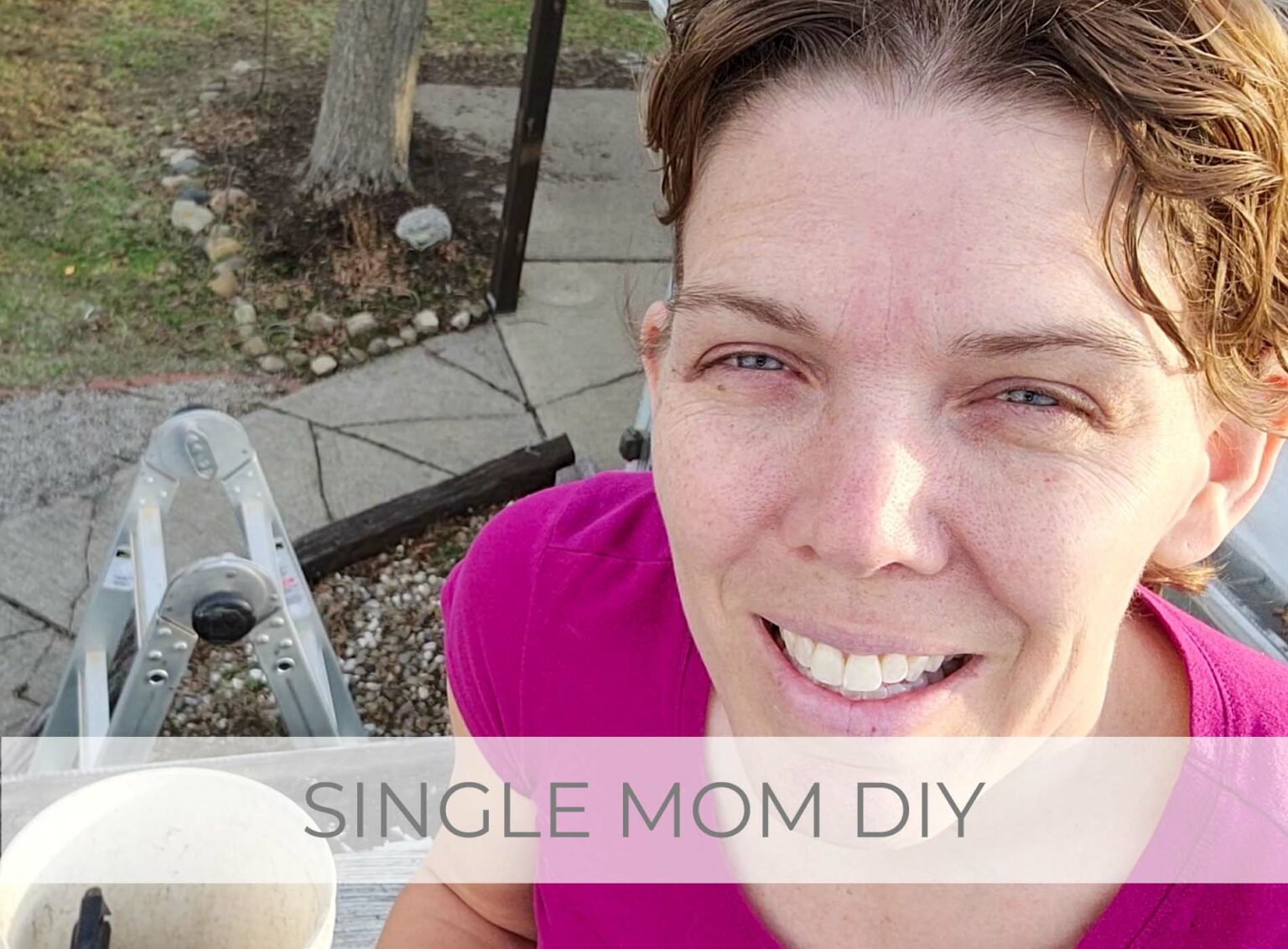 Single Mom DIY is doable as Livin' Real with Larissa Shares Her Story | livinrealwithlarissa.com #livinrealwithlarissa