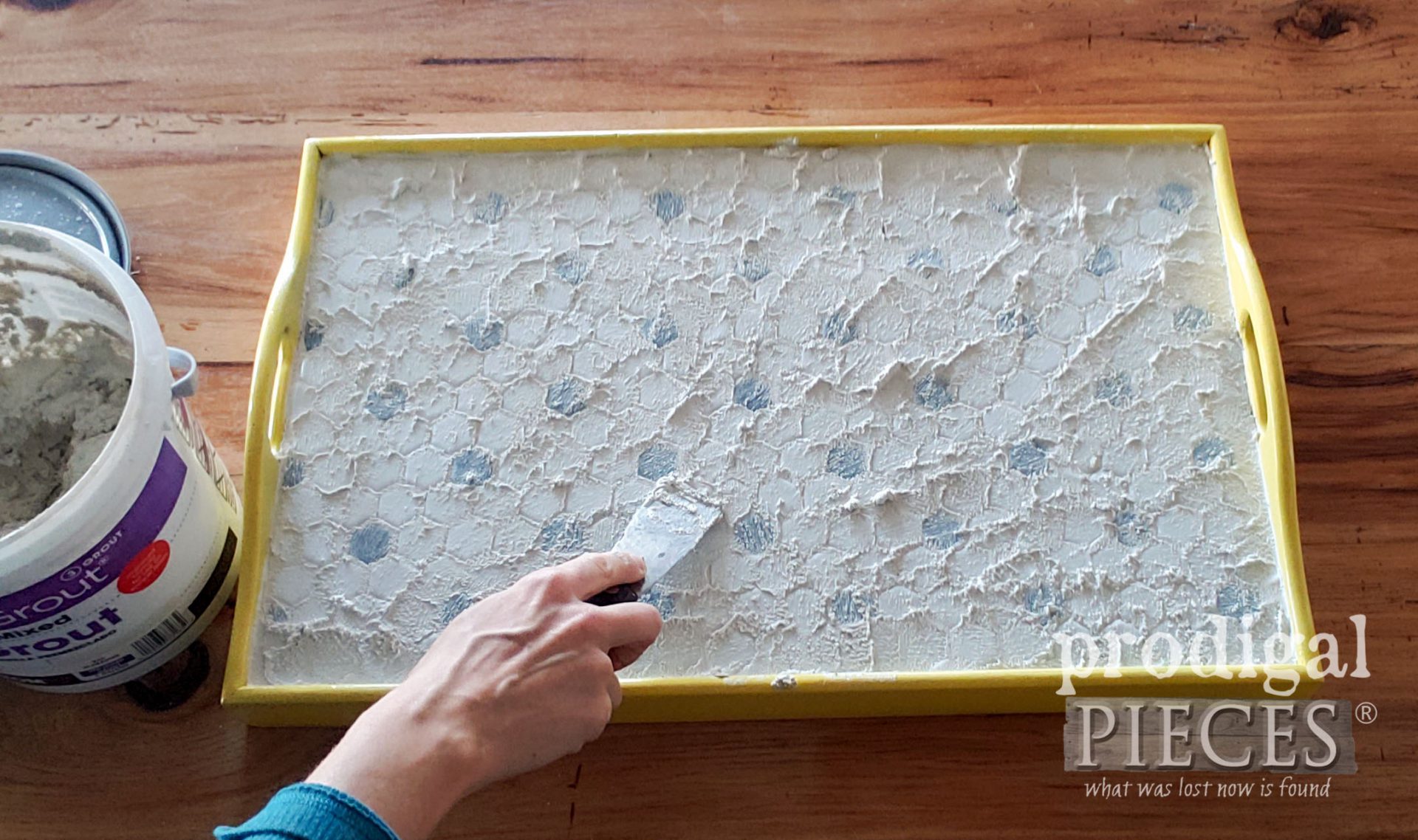Applying Grout to DIY Tiled Tray by Larissa of Prodigal Pieces | prodiaglpieces.com #prodigalpieces #diy #entertaining #home #homedecor