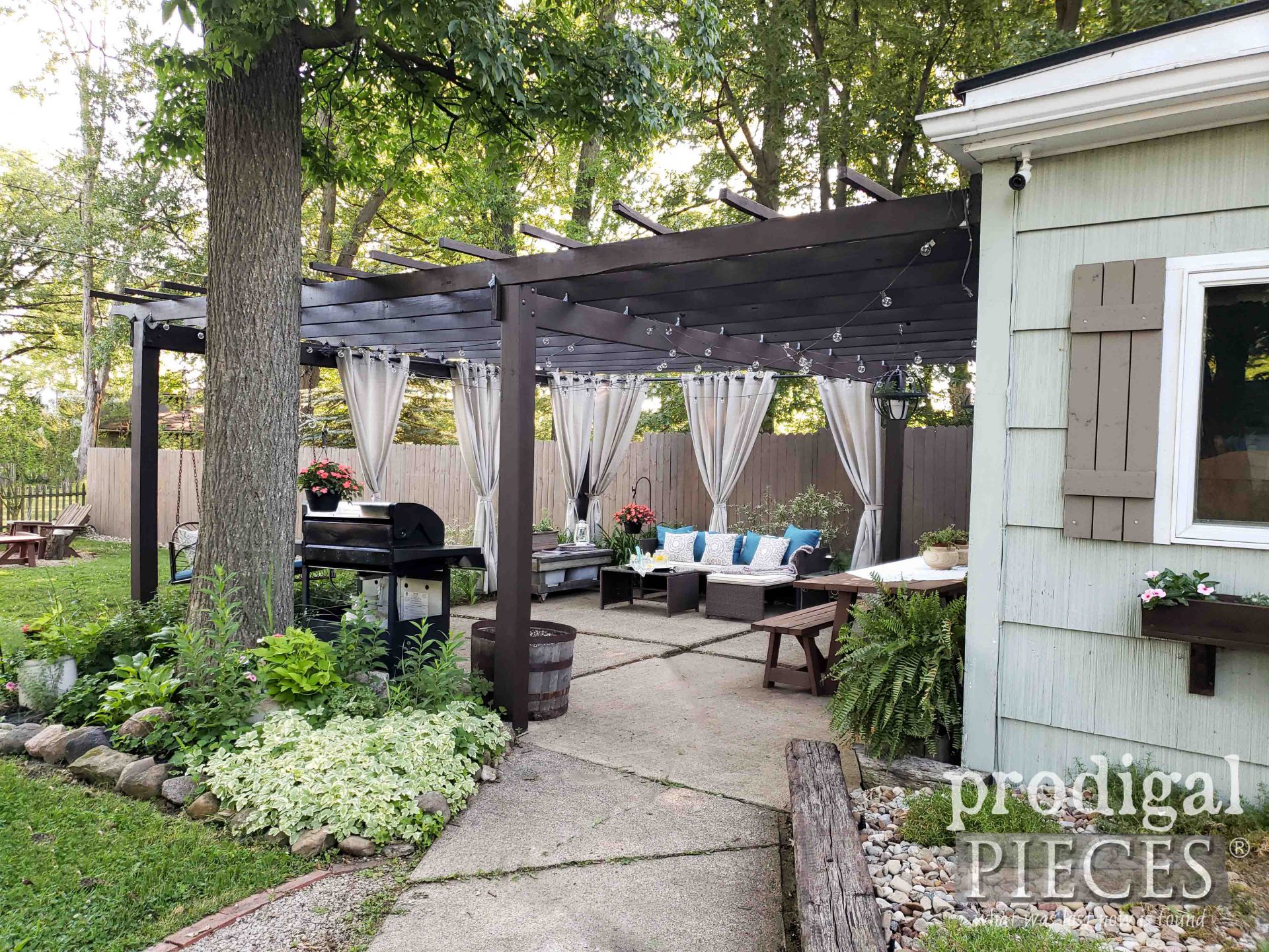DIY Patio Refresh with Cleaning and Updating Stain by Prodigal Pieces | prodigalpieces.com #prodigalpieces #patio #diy #home #backyard #outdoor