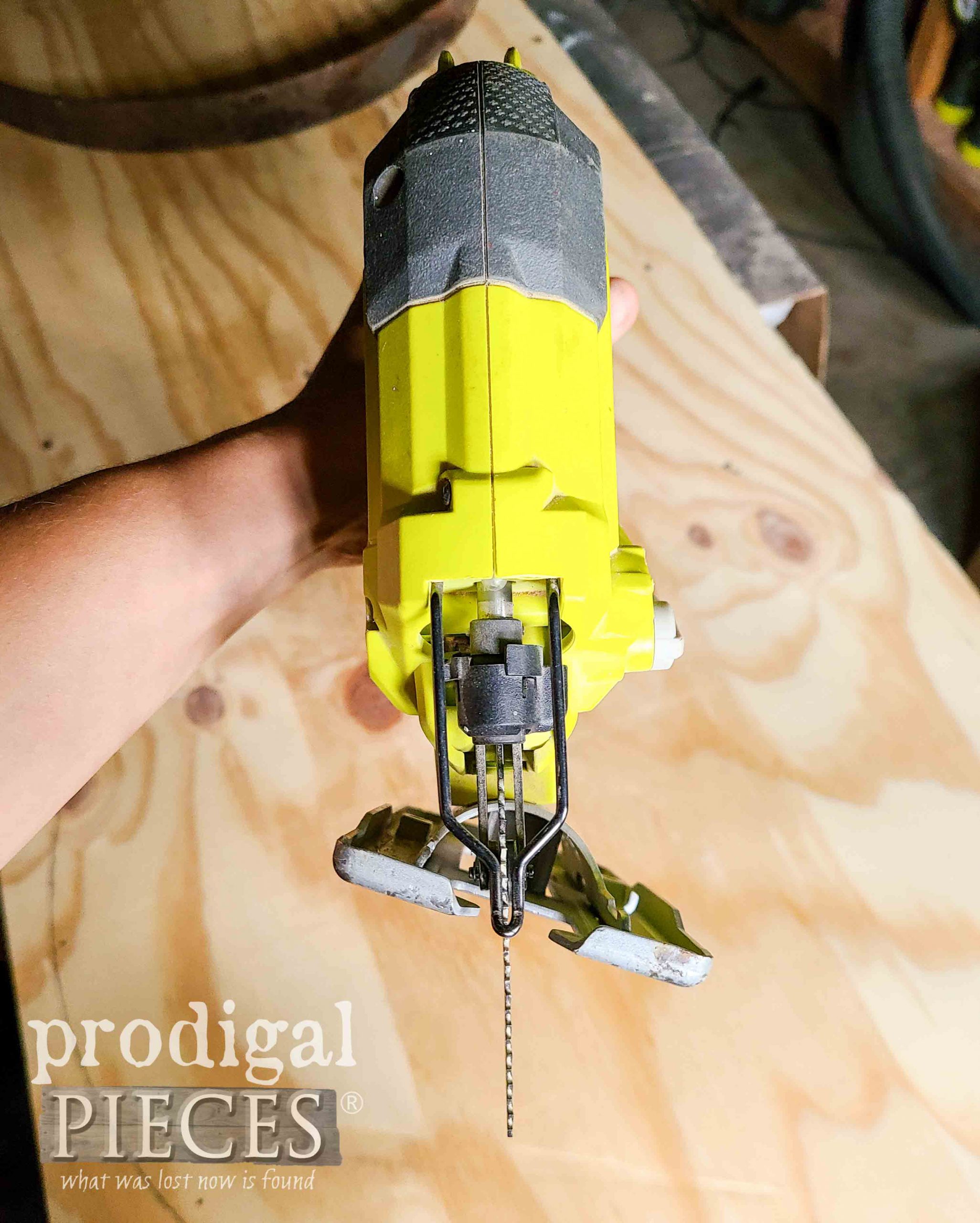 Angled Jig Saw Blade for Cutting | prodigalpieces.com #prodigalpieces
