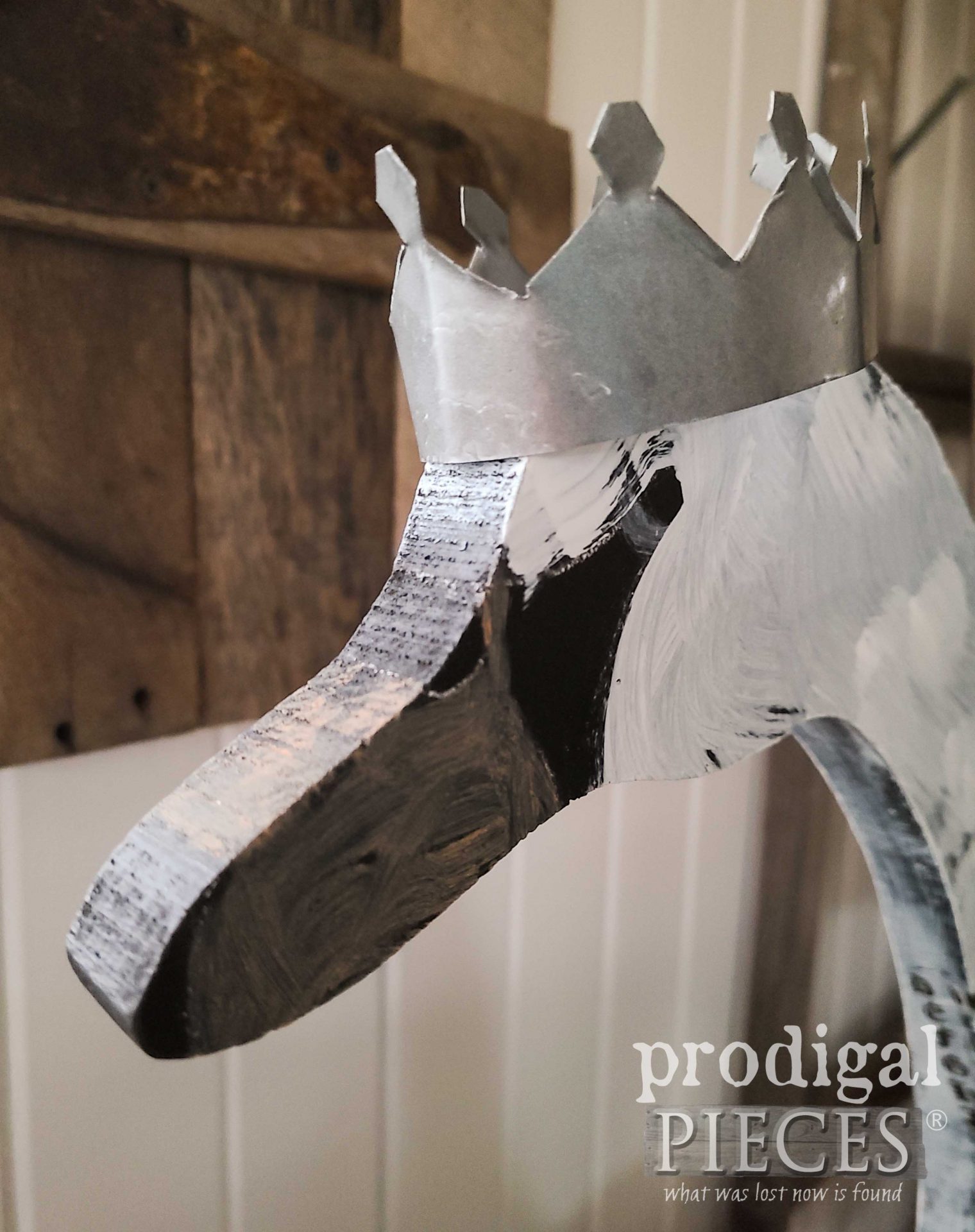 Closeup of Shabby Chic Swan Edward by Larissa of Prodigal Pieces | prodigalpieces.com #prodigalpieces #farmhouse