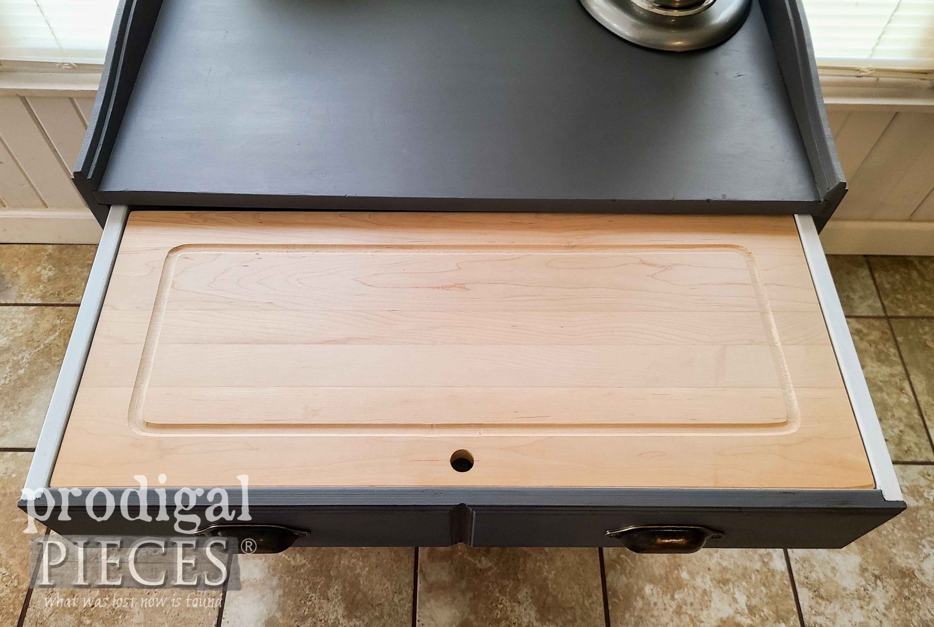 Built-In Cutting Board in Baking Cabinet by Larissa of Prodigal Pieces | prodigalpieces.com #prodigalpieces #farmhouse #diy #furniture #home #homedecor