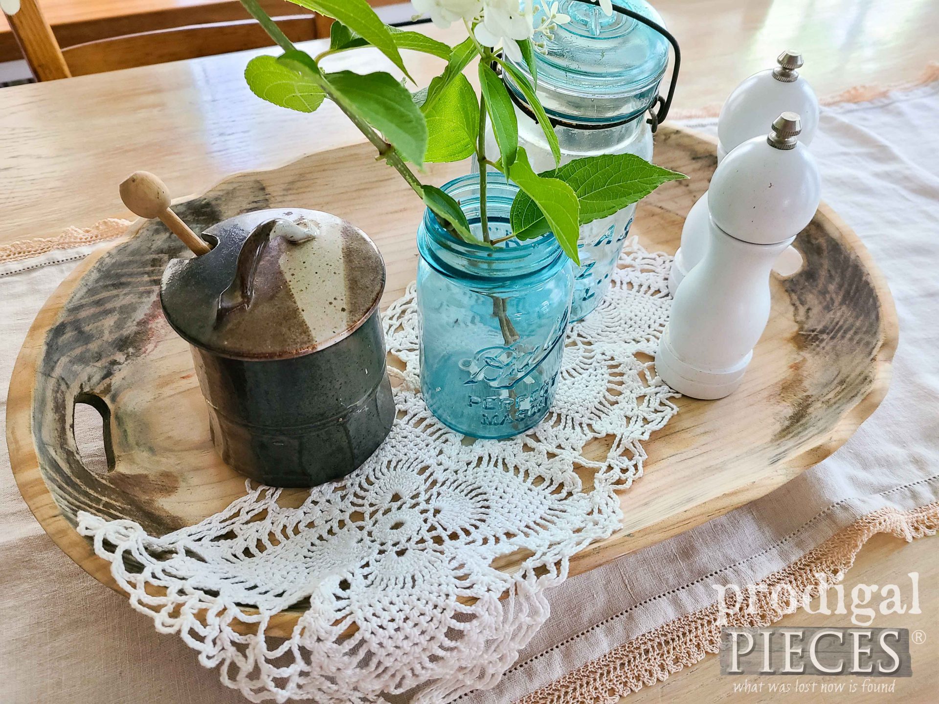 Rustic Farmhouse Dough Bowl Makeover from Tourist Token by Larissa of Prodigal Pieces | prodigalpieces.com #prodigalpieces #rustic #diy #home #farmhouse