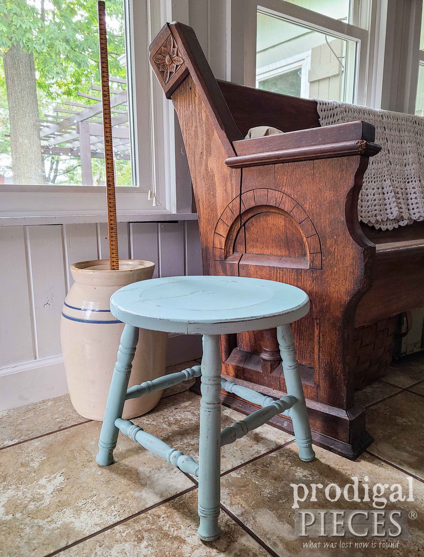 Farmhouse Milking Stool from Upcycled Bar Stool by Larissa of Prodigal Pieces | prodigalpieces.com #prodigalpieces #farmhouse #diy #upcycled #furniture