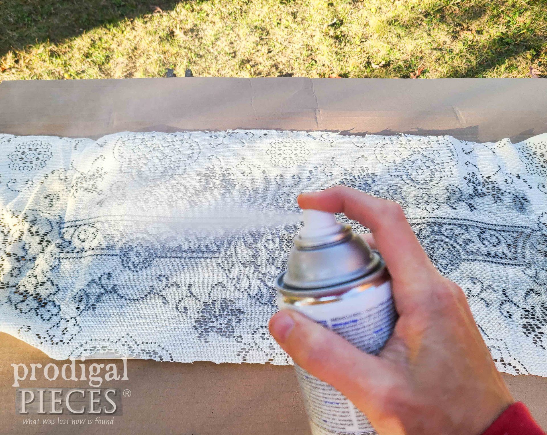 Spray Painting Lace for Design on Vintage TV Trays | prodigalpieces.com