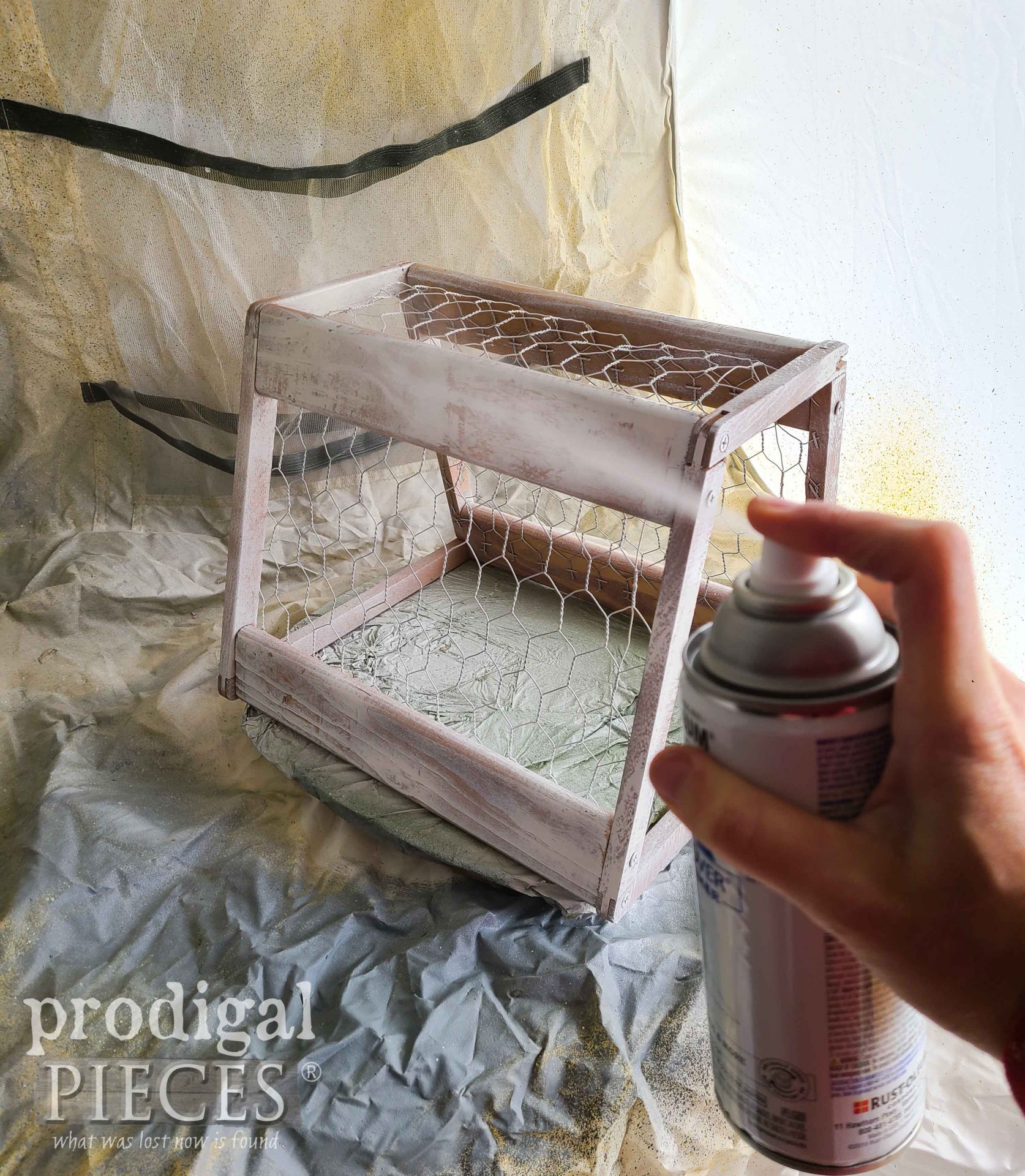 Spray Painting Salvaged Wood Decor | prodigalpieces.com 
