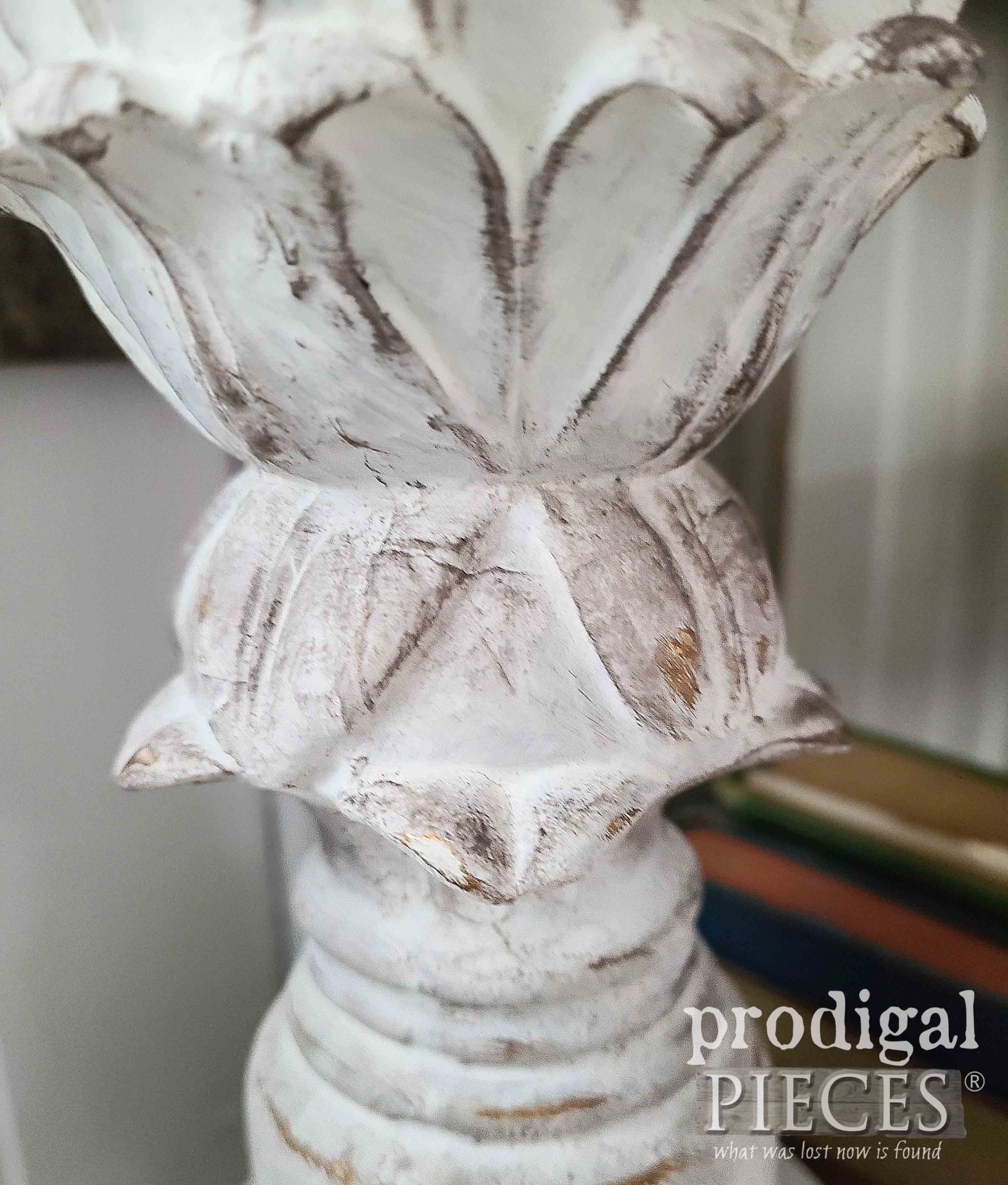 Closeup of Broken Decor Repair by Larissa of Prodigal Pieces | prodigalpieces.com #prodigalpieces #home #farmhouse #diy