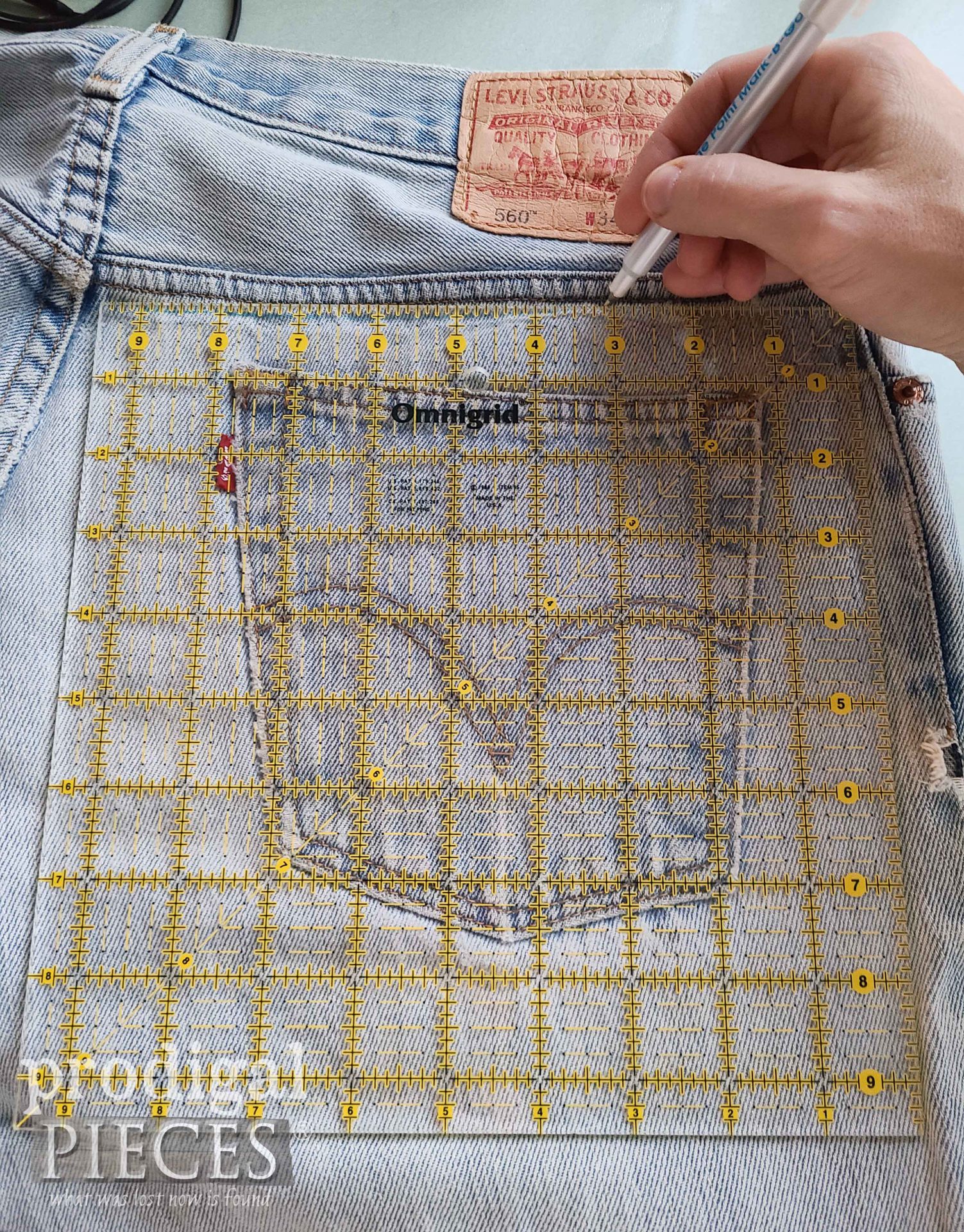Tracing & Cutting Jean Pockets for Upcycled Jean Storage Buckets | prodigalpieces.com