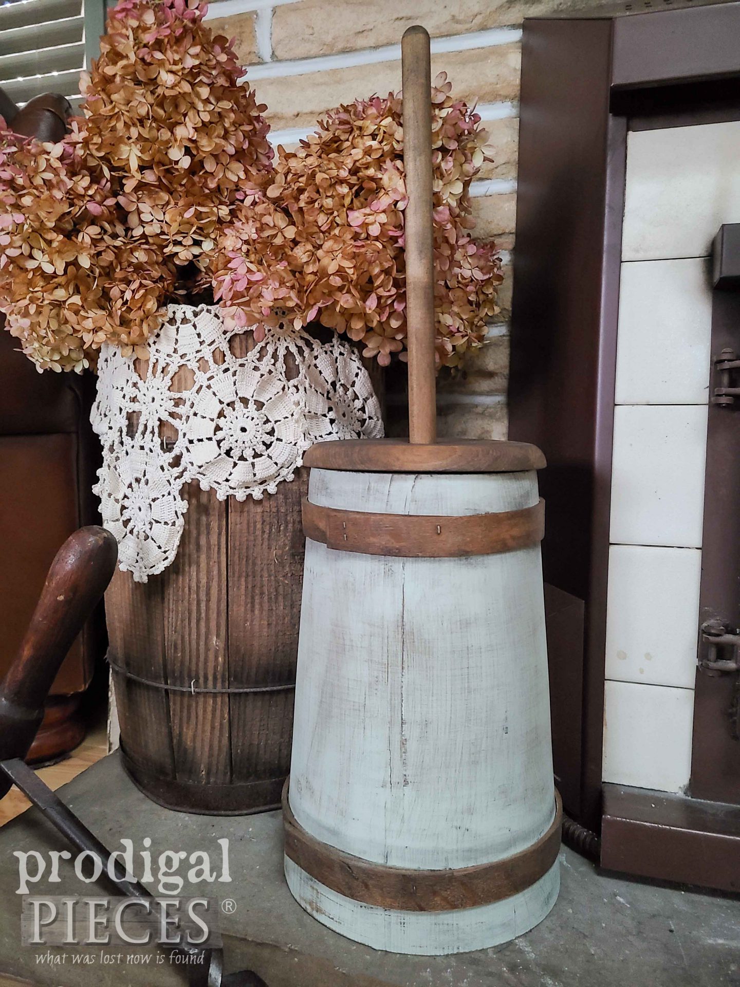 Distressed Green Butter Churn by Larissa of Prodigal Pieces | prodigalpieces.com #prodigalpieces #farmhouse #diy